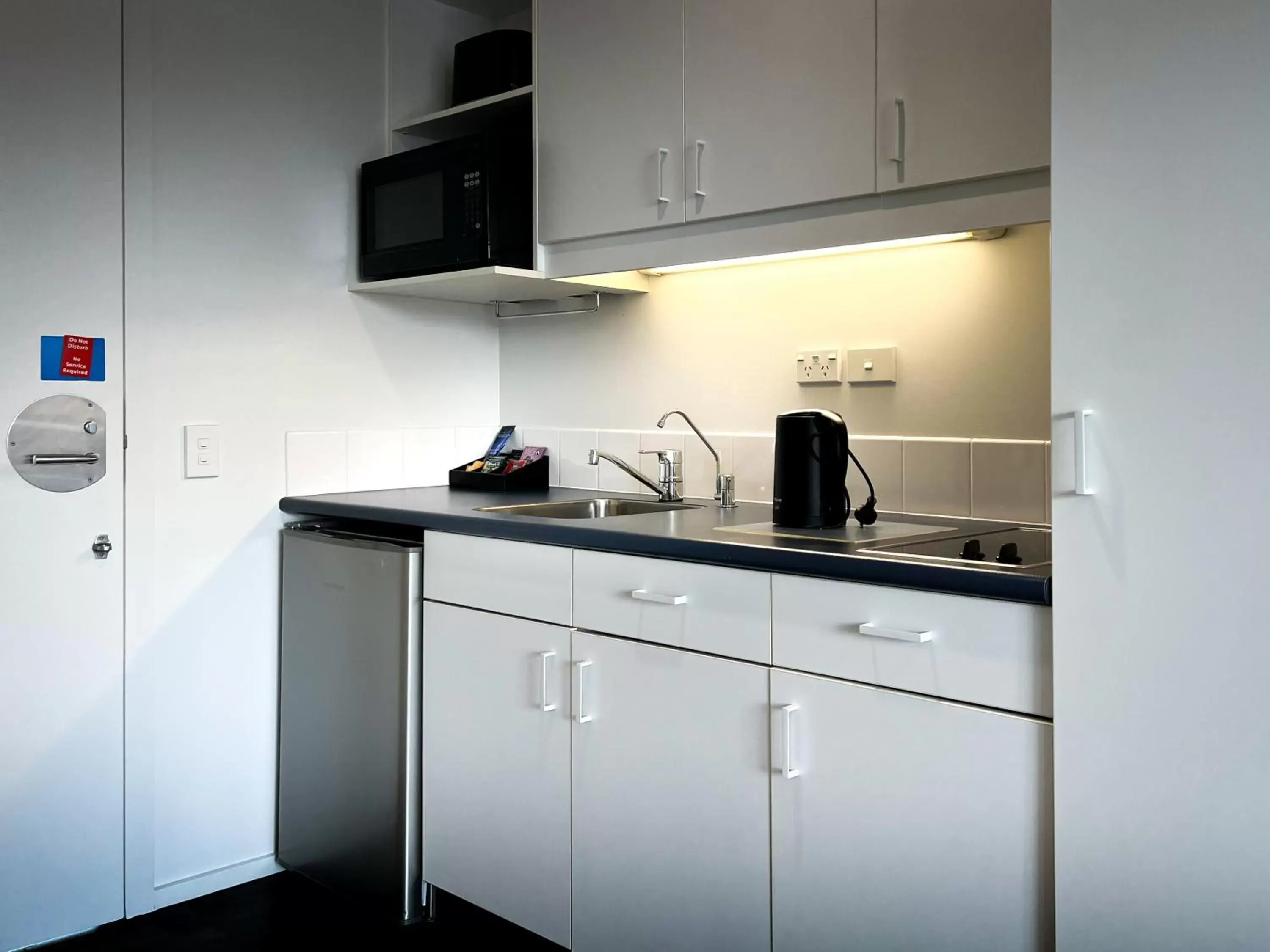 Kitchen or kitchenette, Kitchen/Kitchenette in Beaches Nelson