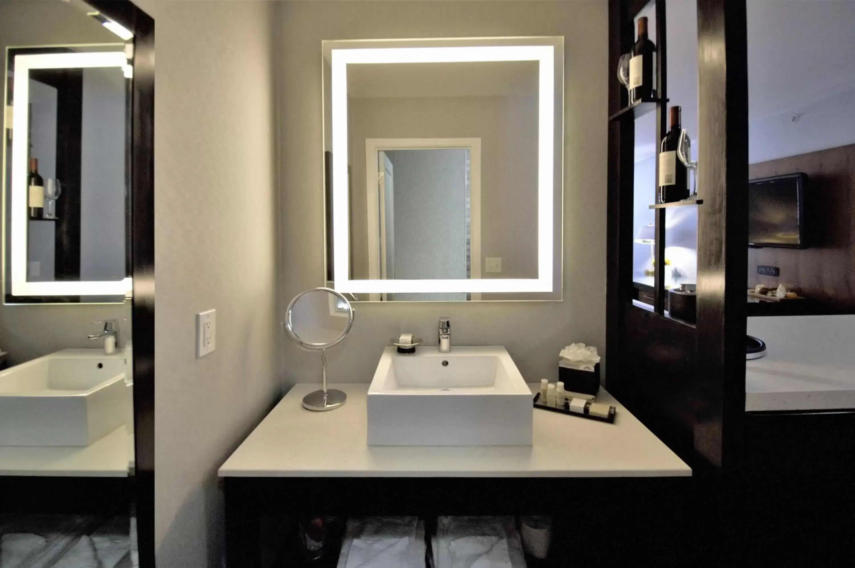 Bathroom in Hotel Indigo Napa Valley, an IHG Hotel
