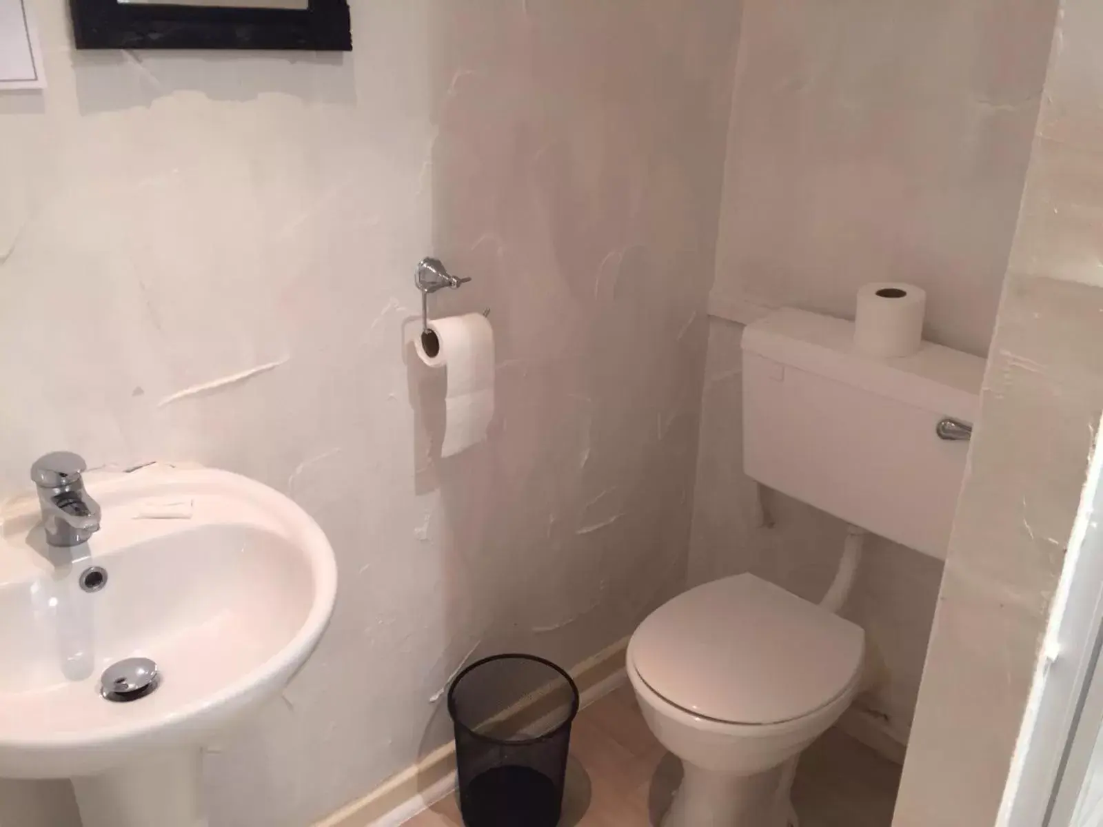 Toilet, Bathroom in MyRoomz New Discovery Hotel