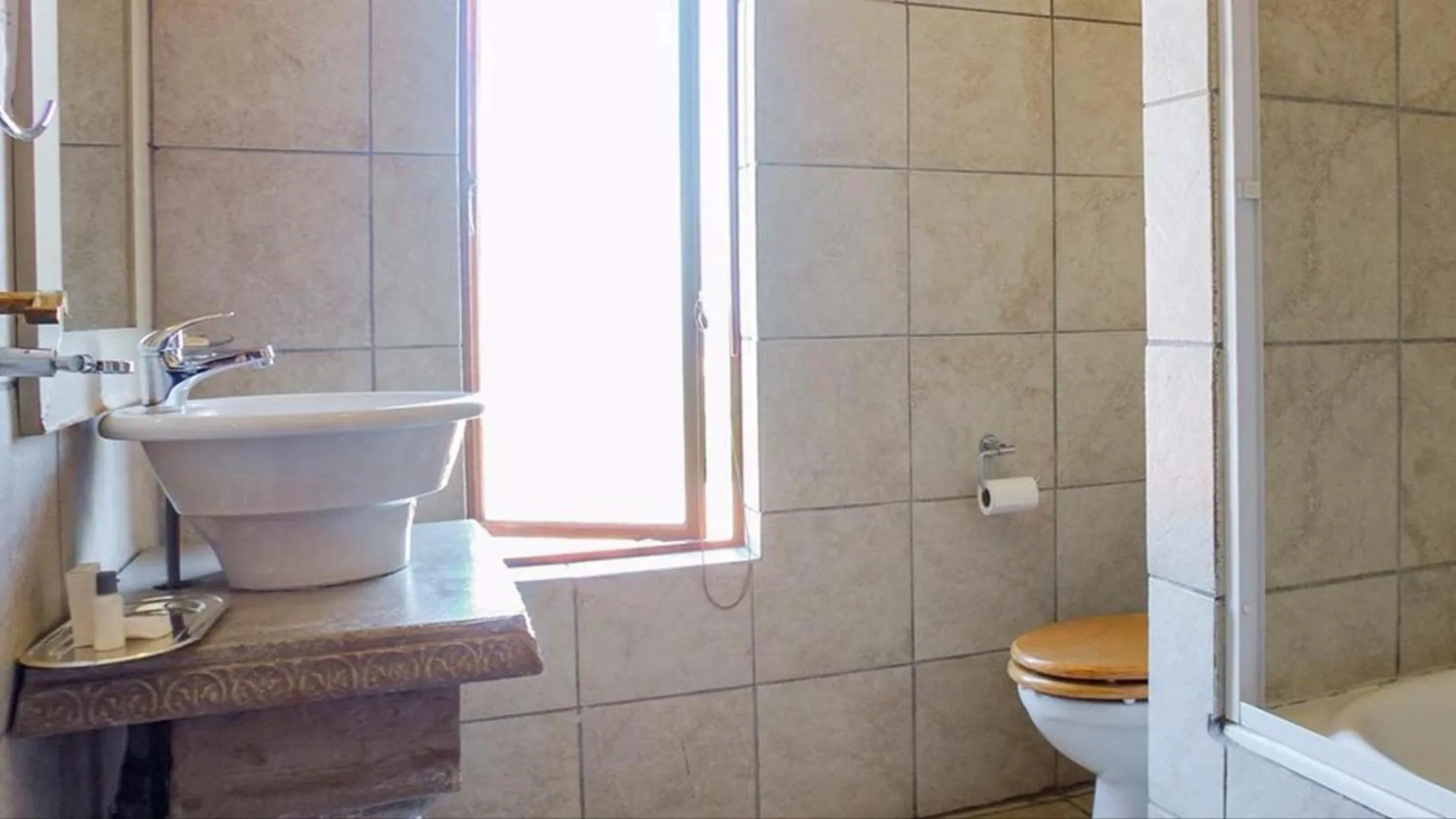 Bathroom in Villa Lugano Guesthouse