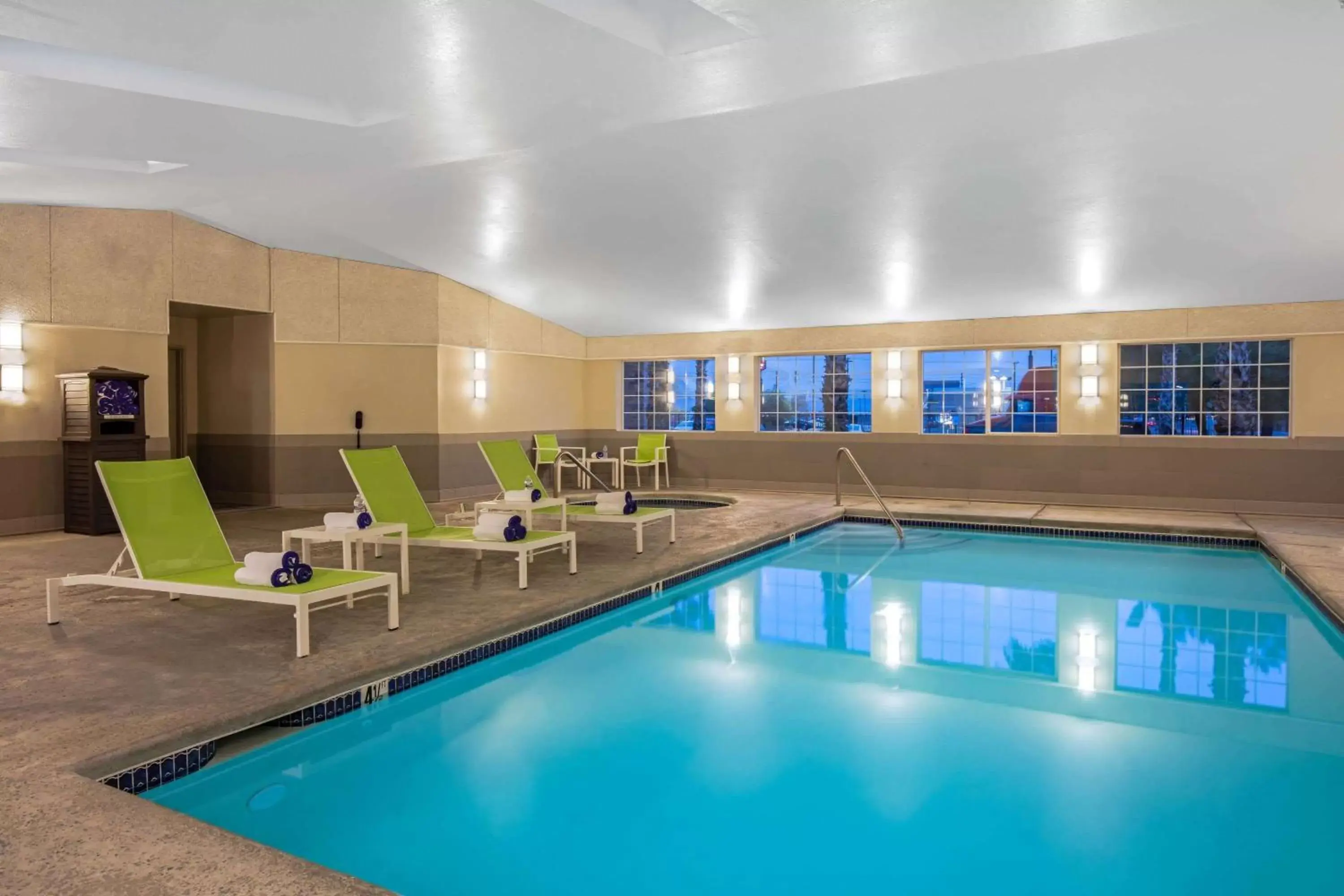 On site, Swimming Pool in La Quinta Inn & Suites by Wyndham Las Vegas Nellis