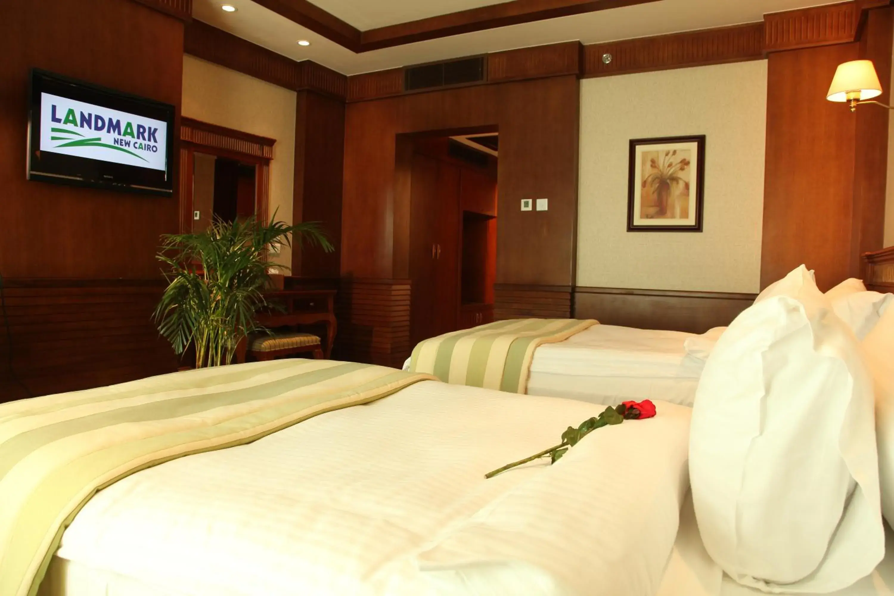 TV and multimedia, Bed in Helnan Landmark Hotel