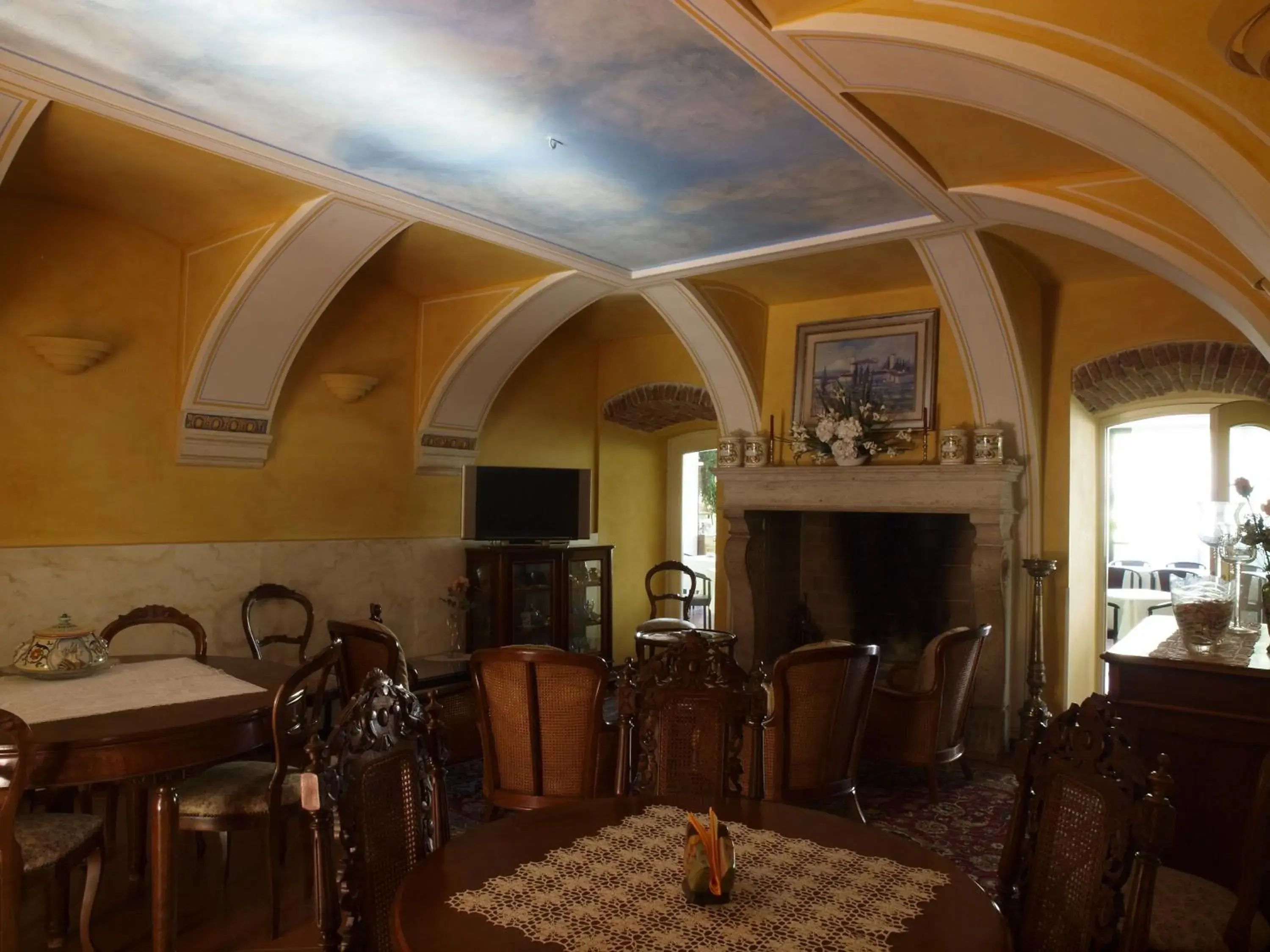 Restaurant/places to eat, Seating Area in Hotel San Filis