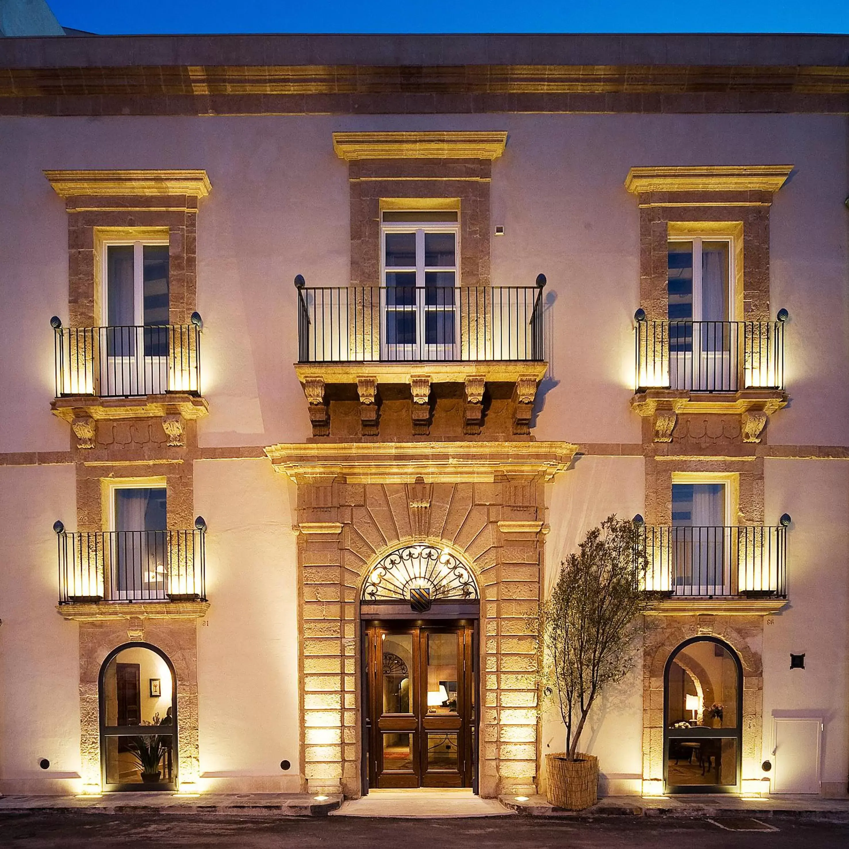 Facade/entrance, Property Building in Algilà Ortigia Charme Hotel