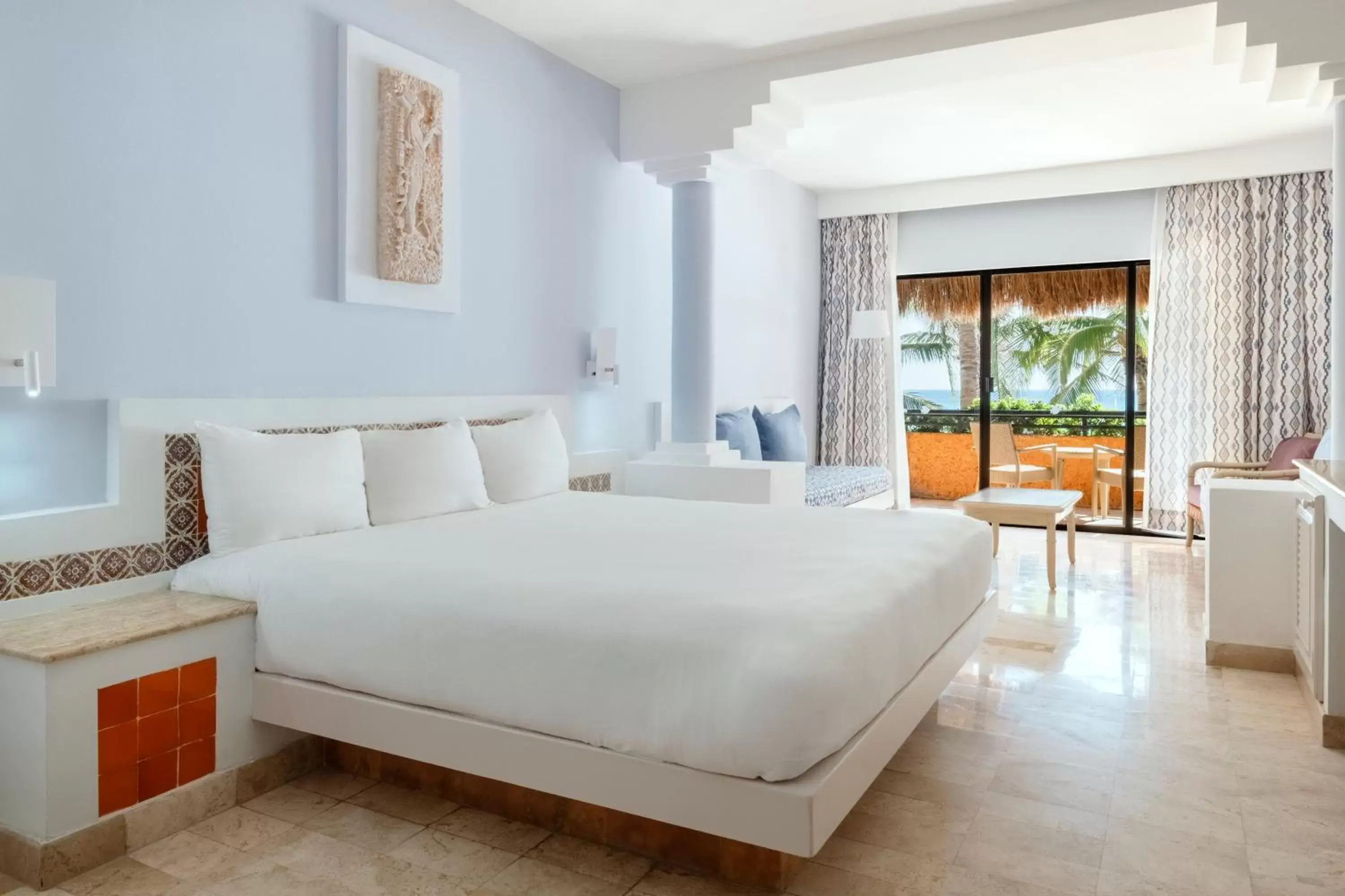 Junior Suite Ocean Front (1 Adult) - single occupancy in Iberostar Tucan