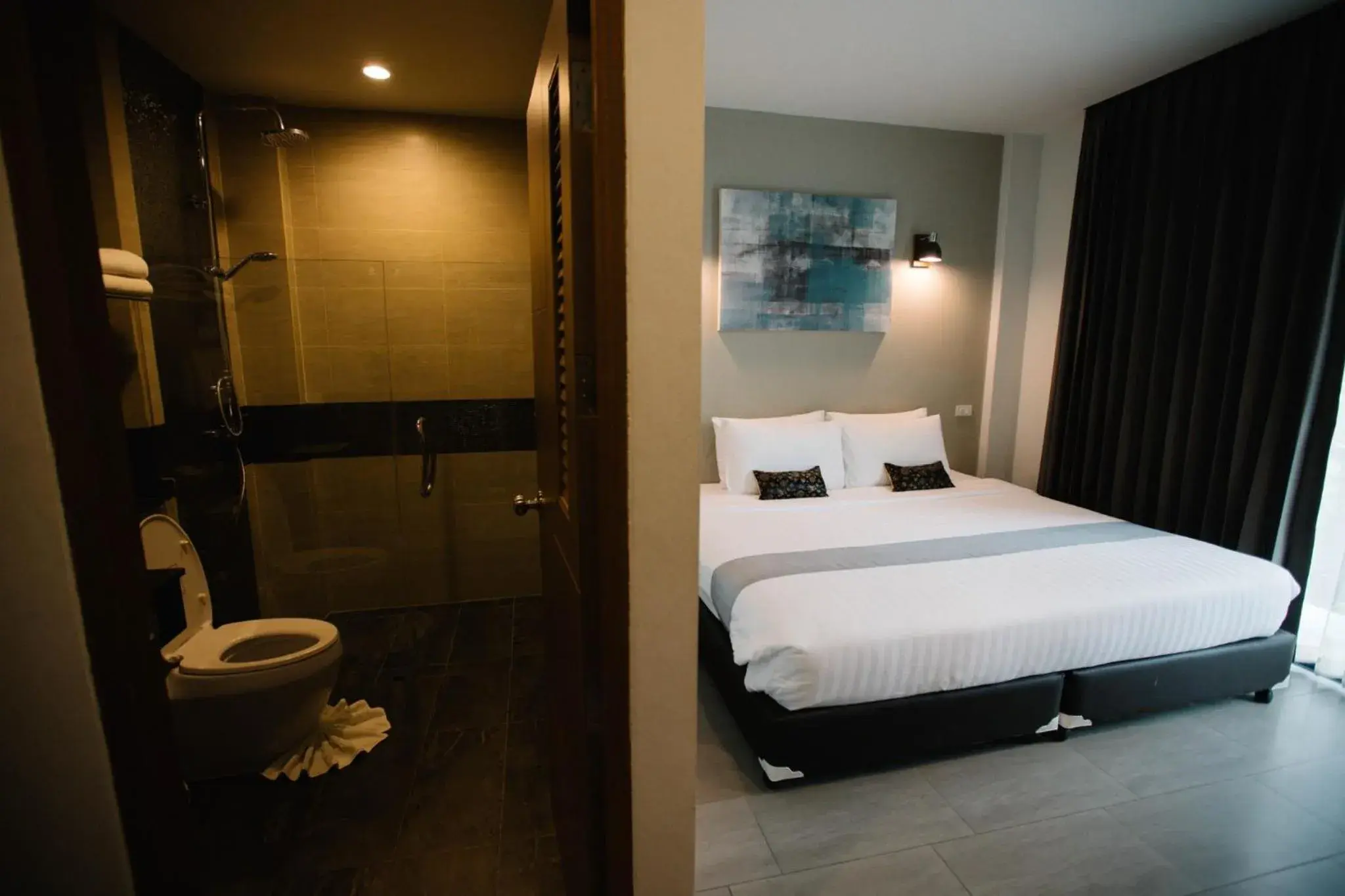 Bed, Bathroom in Wealth Boutique Hotel Chiang Mai