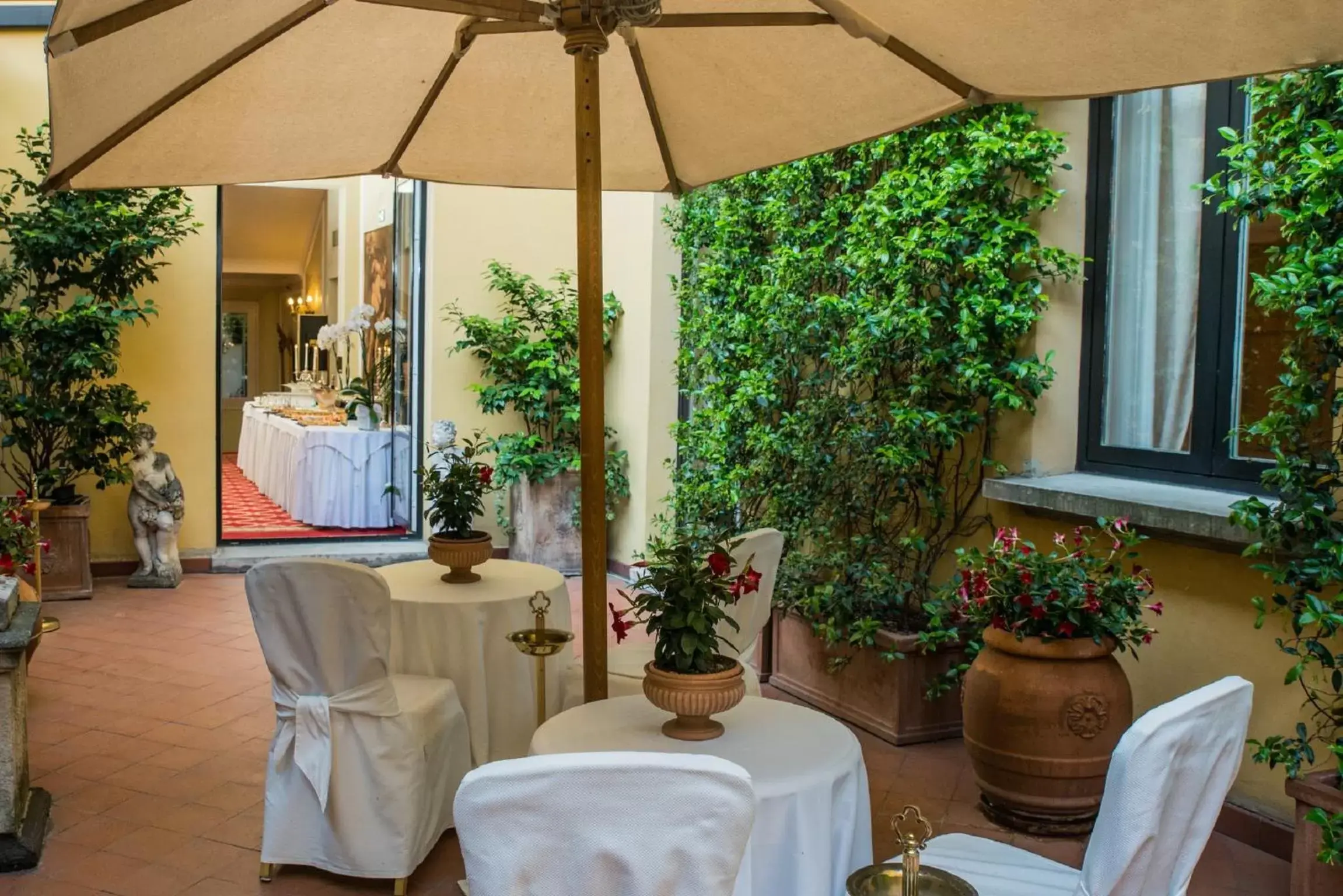 Balcony/Terrace, Restaurant/Places to Eat in Grand Hotel Majestic gia' Baglioni