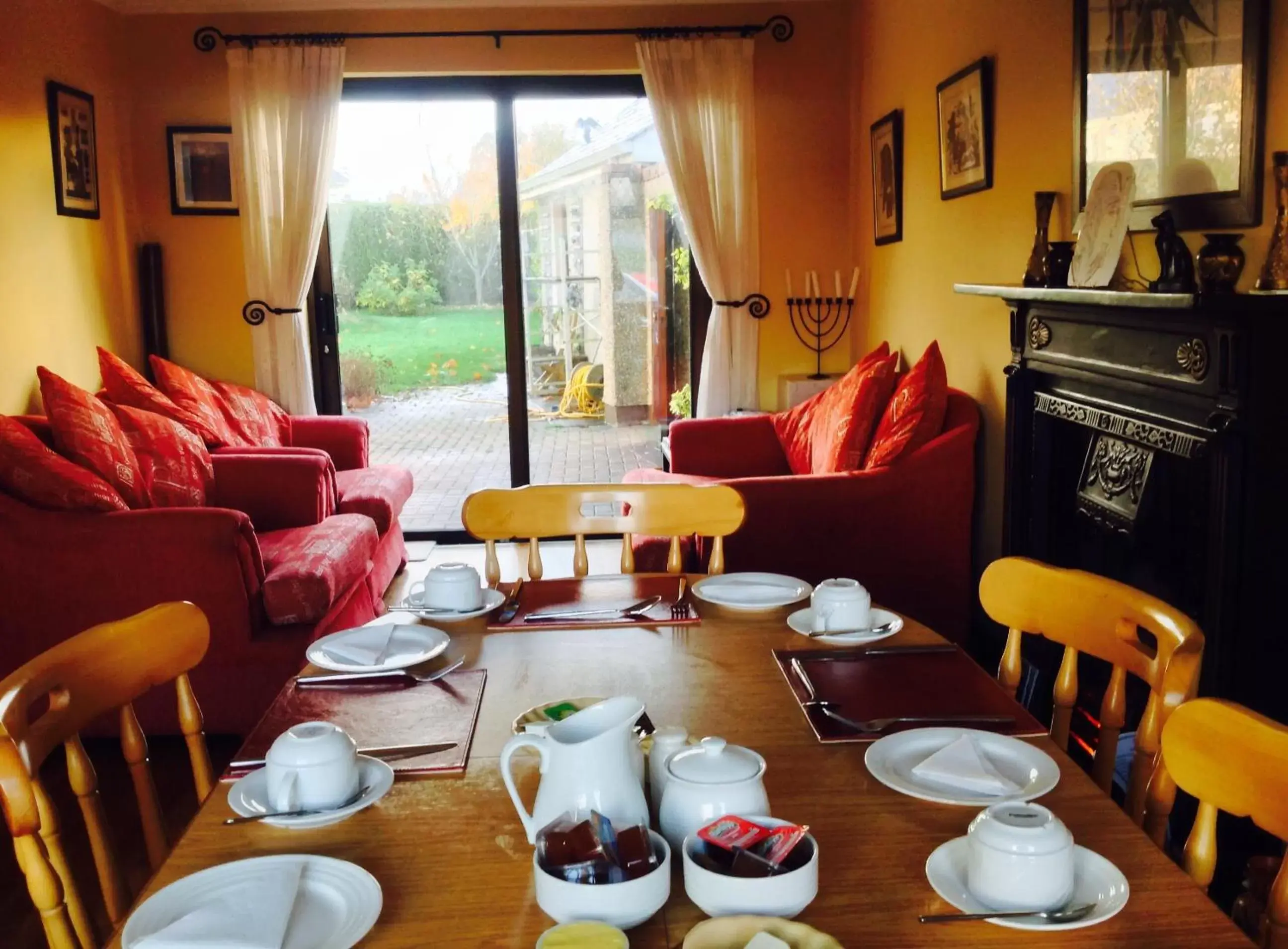 Dining area in Doogarry House B&B