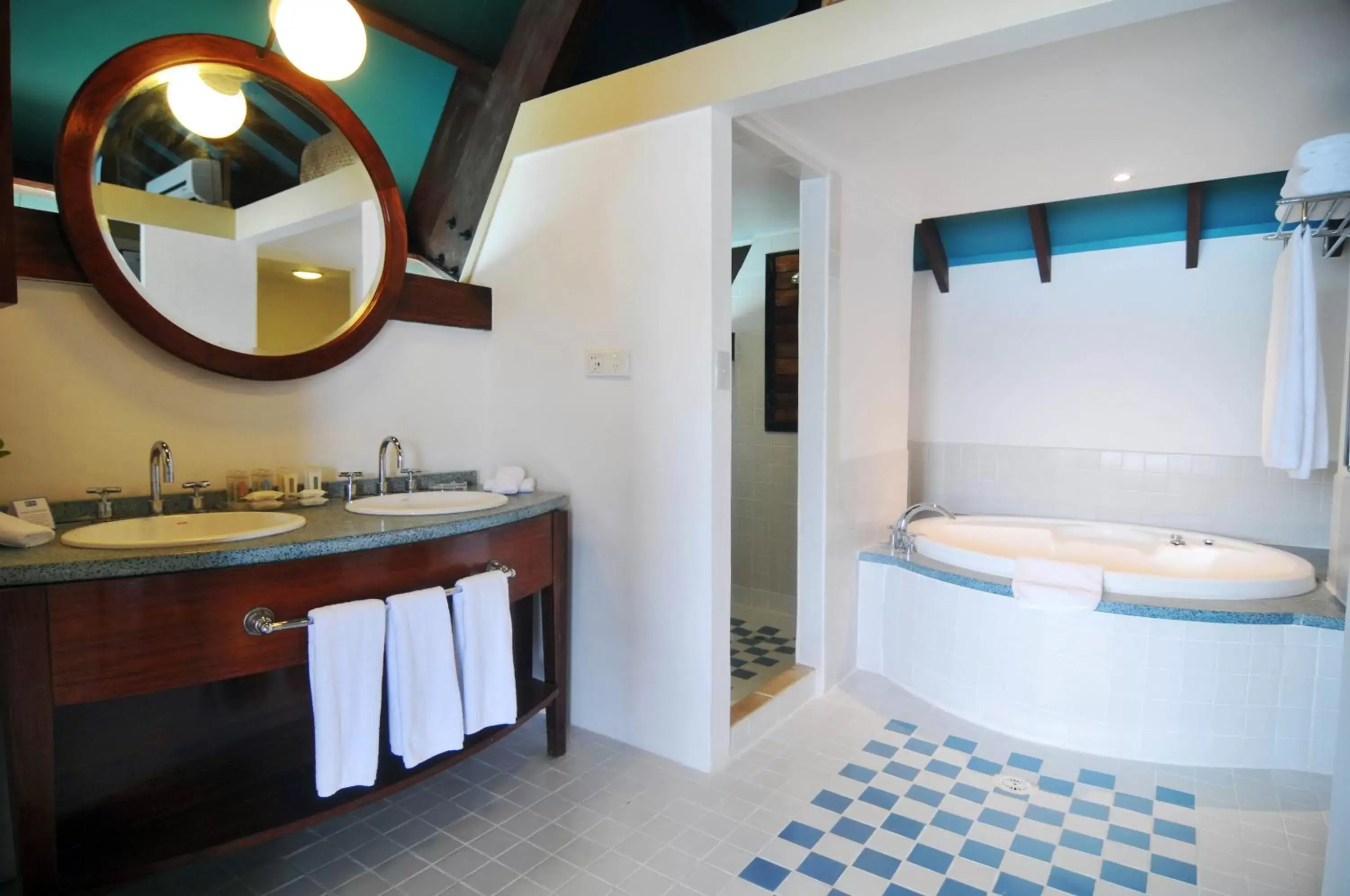 Bathroom in Holiday Inn Resort Vanuatu, an IHG Hotel