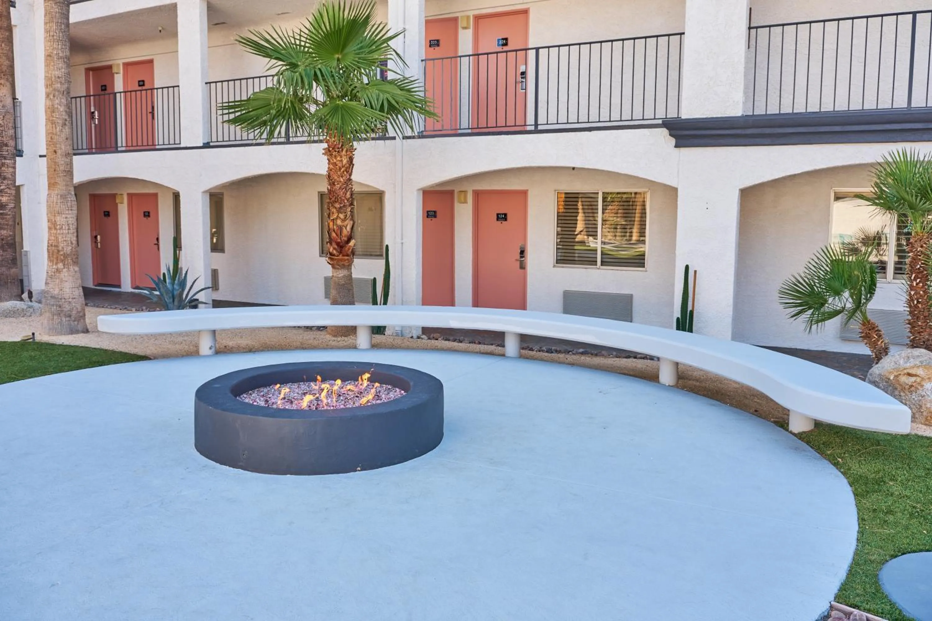 flat iron in Aqua Soleil Hotel and Mineral Water Spa