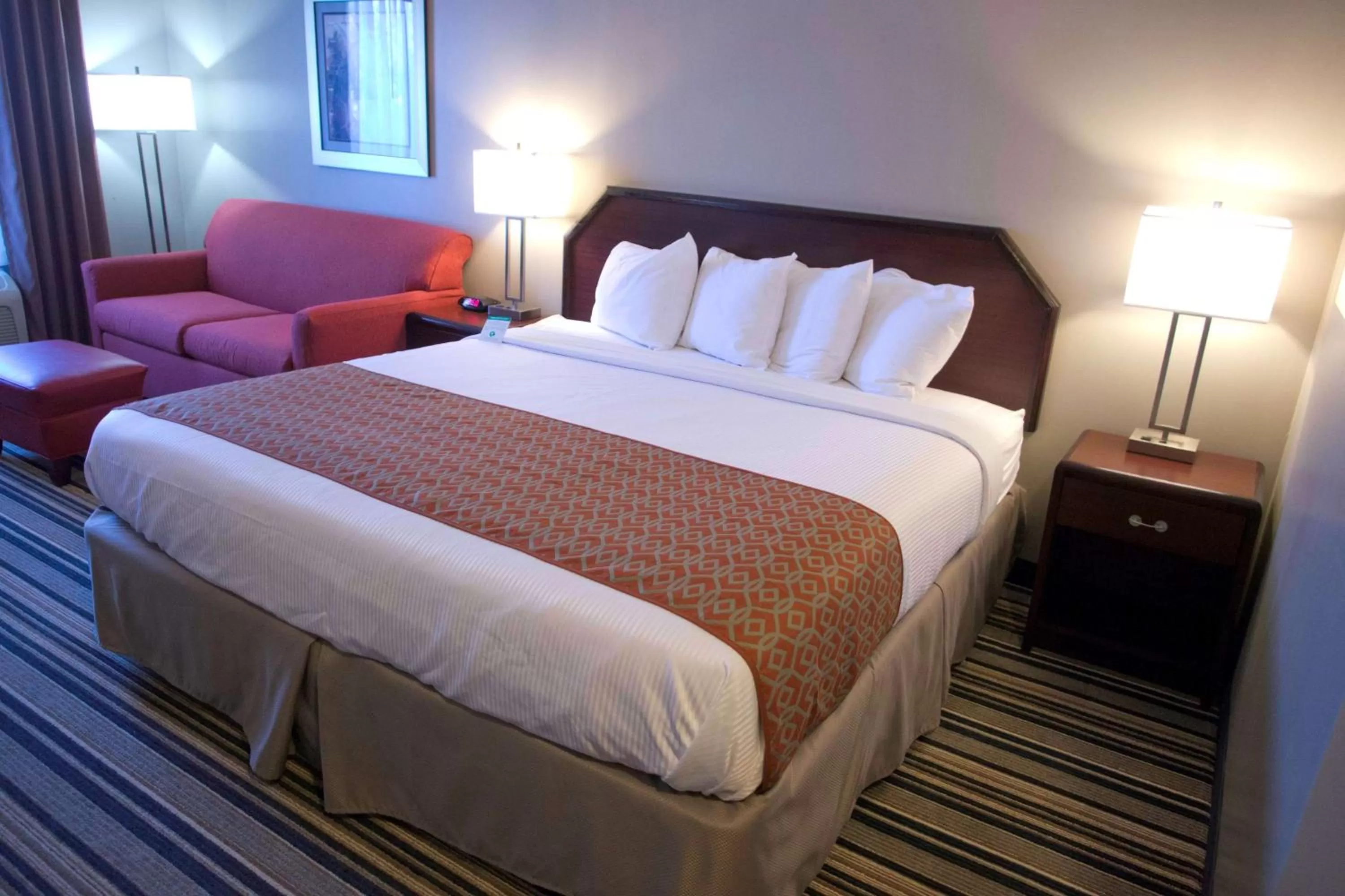 Photo of the whole room in Best Western Harrisburg Hershey