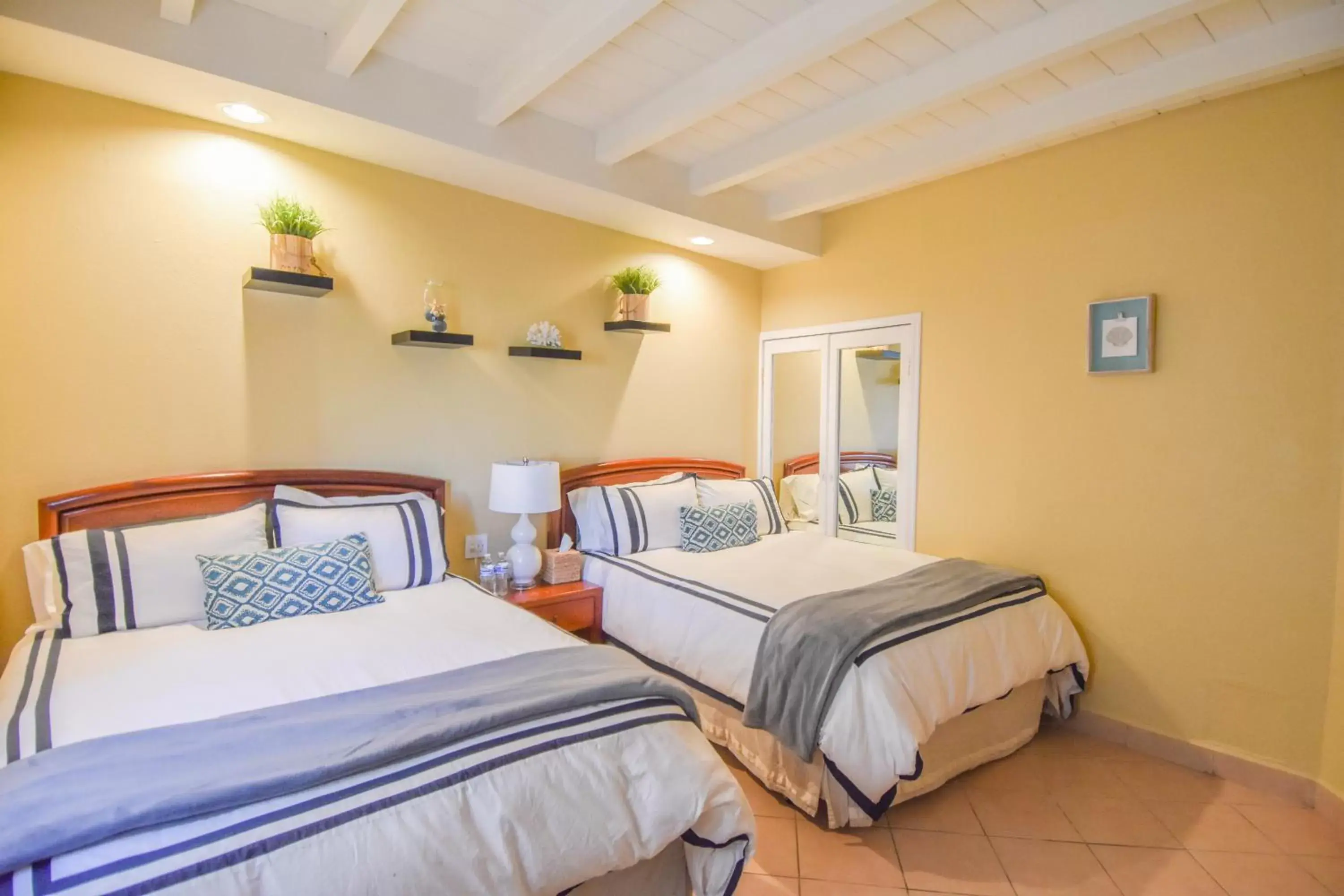 Bedroom, Bed in Quinta Pacifica Beachfront Villas