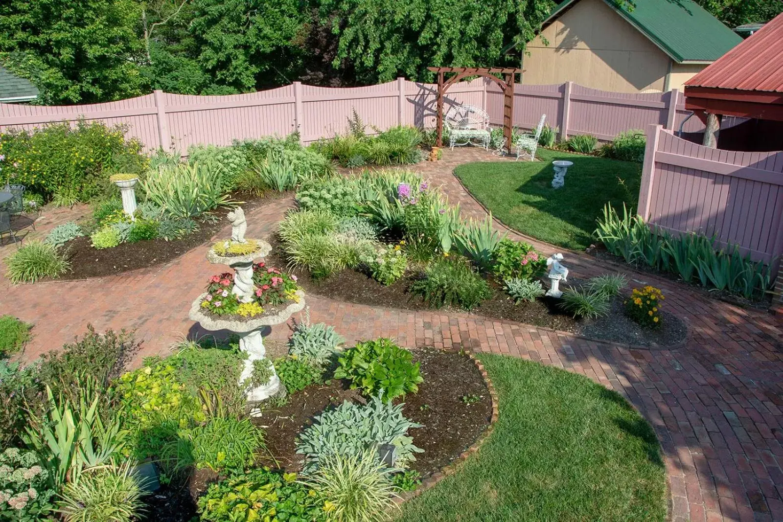 Bird's eye view, Garden in The Towers Bed & Breakfast