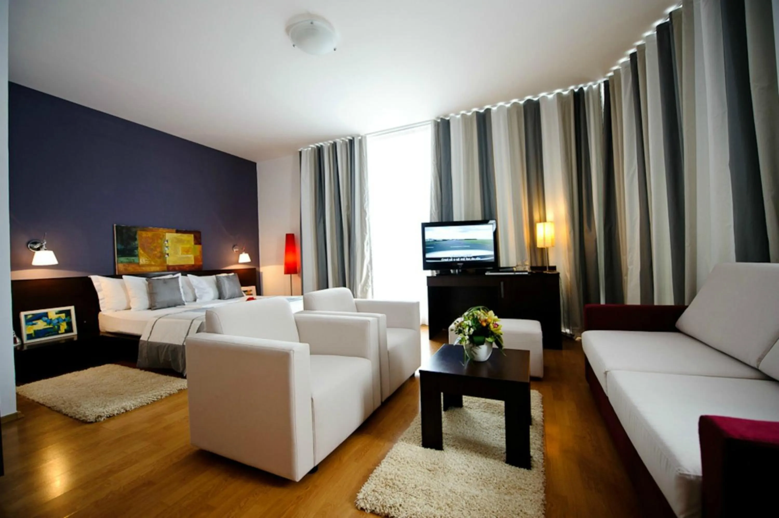 Day in Unique Boutique