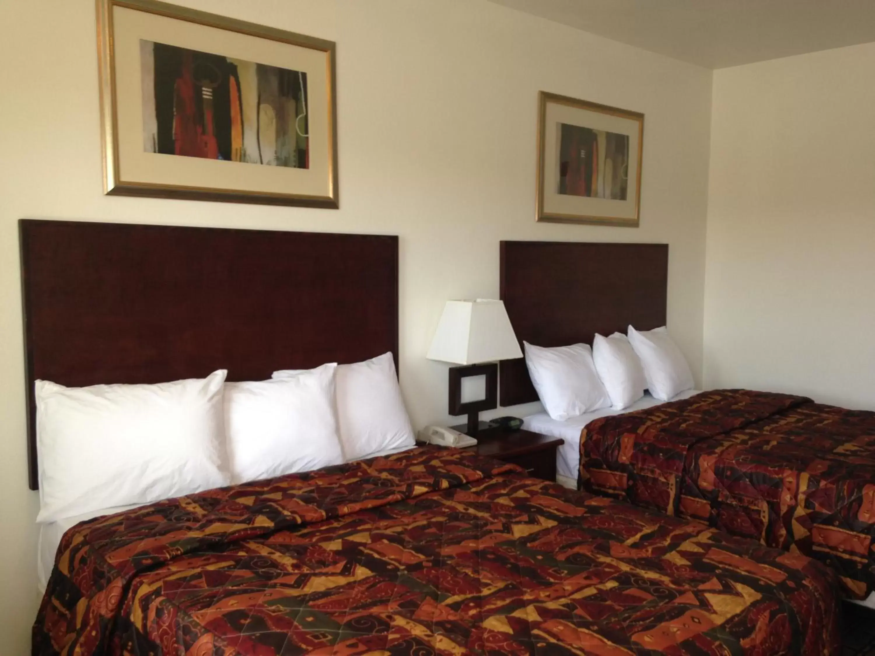Bed in America Inn & Suites