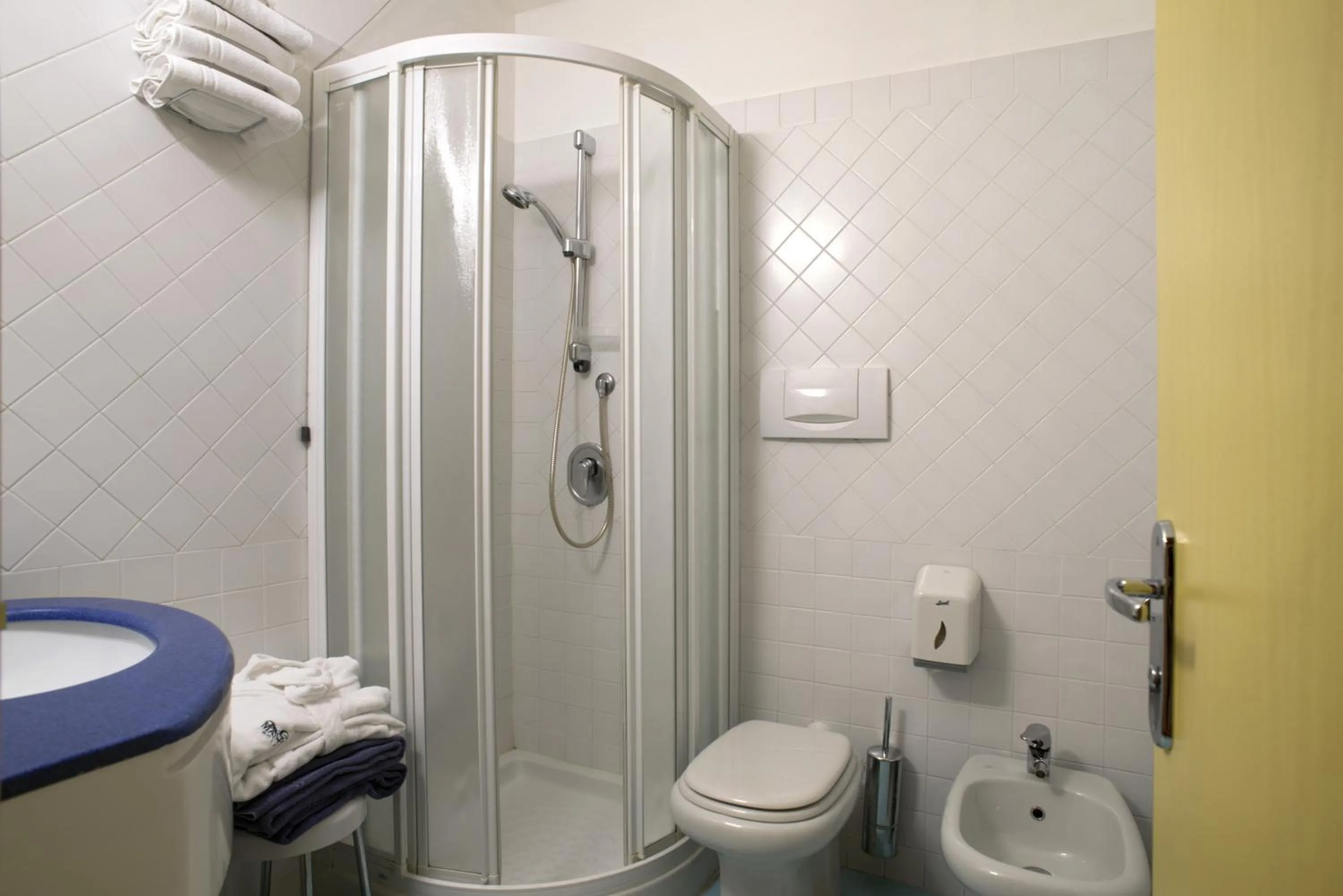 Bathroom in Hotel Masini