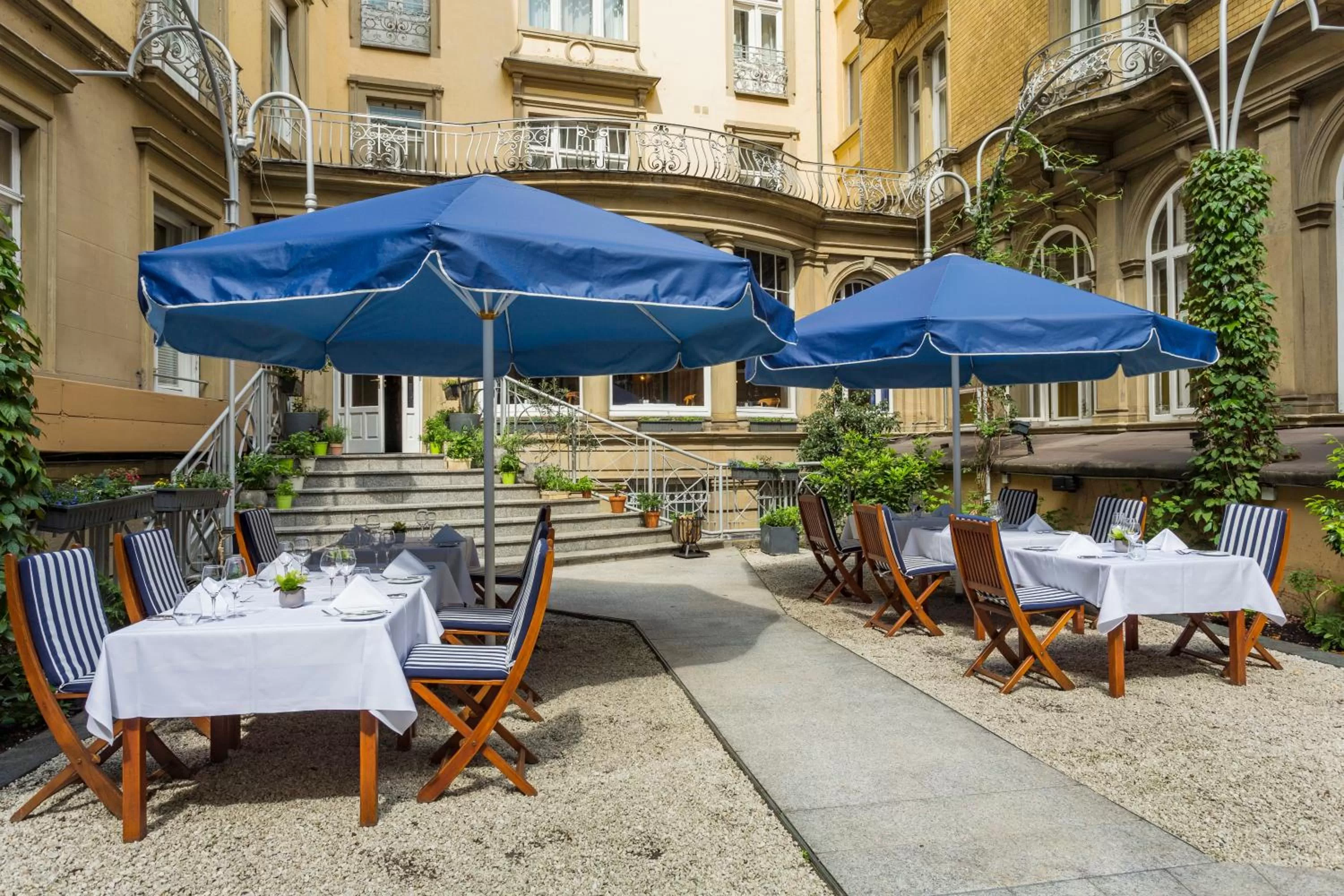 BBQ facilities in Radisson Blu Hotel Schwarzer Bock Wiesbaden