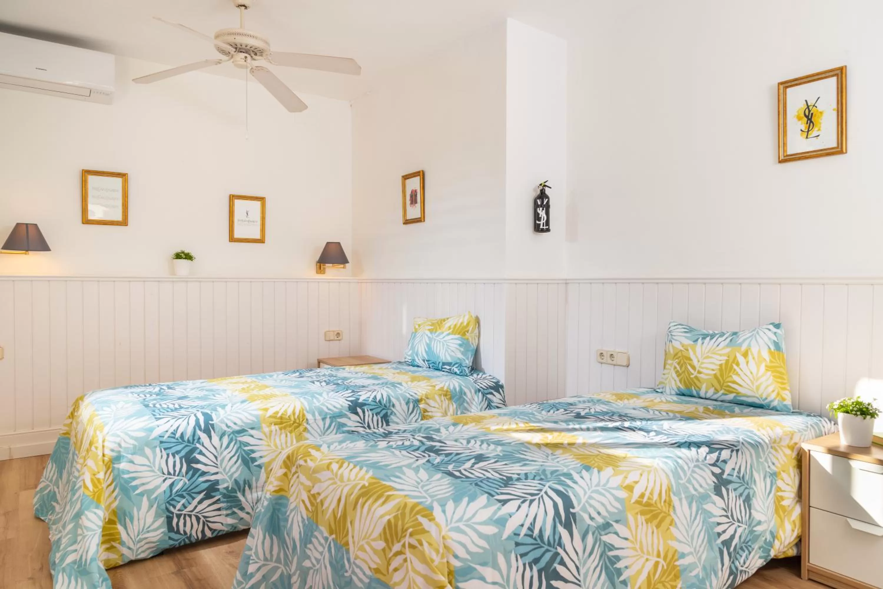 Photo of the whole room, Bed in Antonio's House