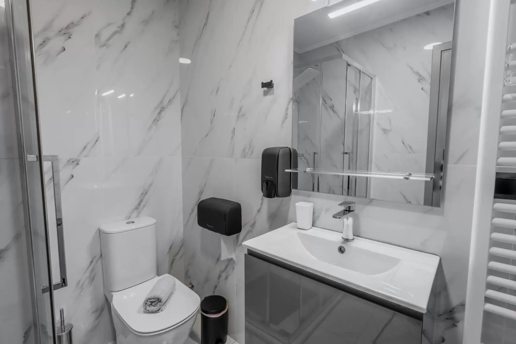 Shower, Bathroom in Impero Nafplio Hotel & Suites