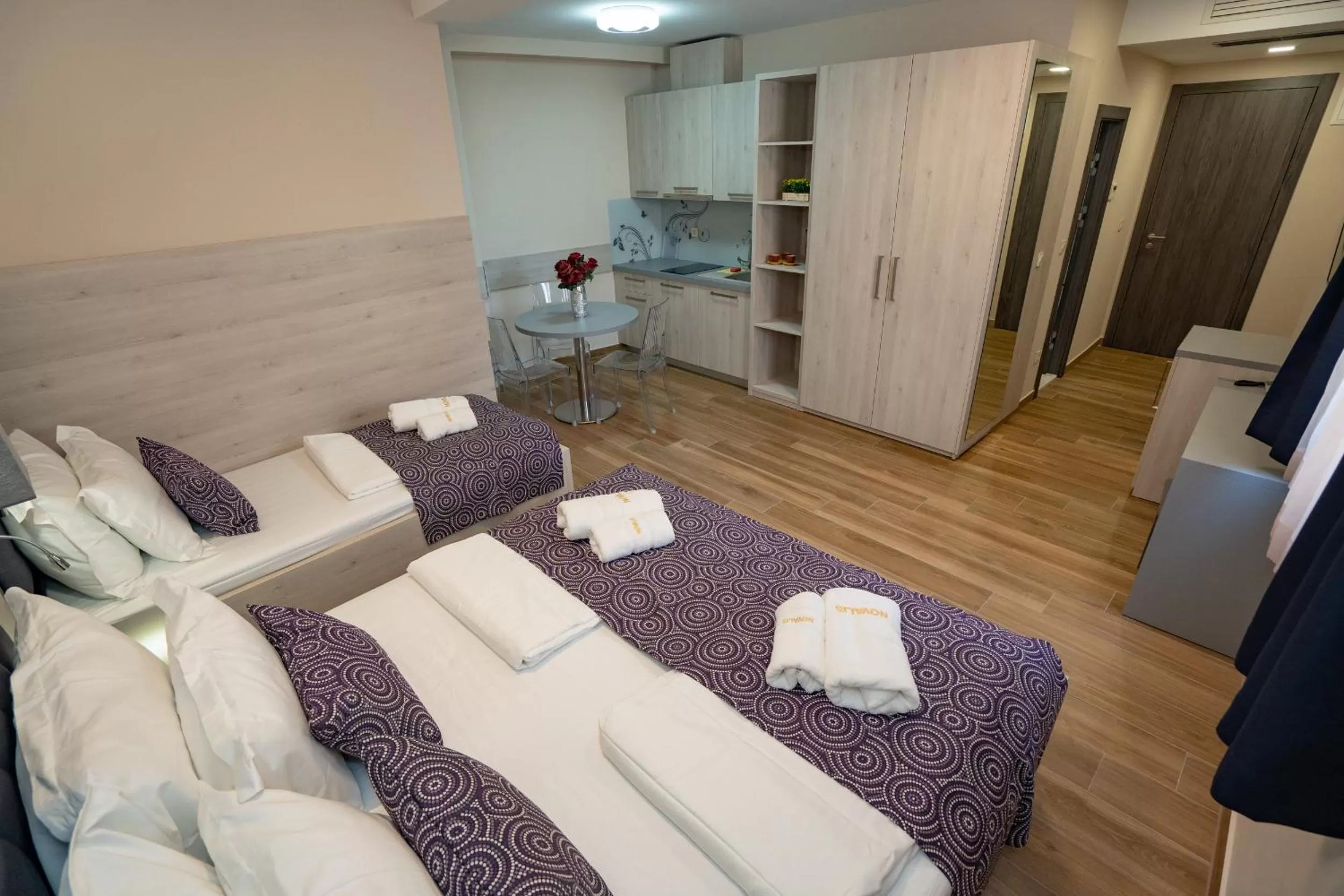 Photo of the whole room, Bed in Bed&Breakfast Novalis