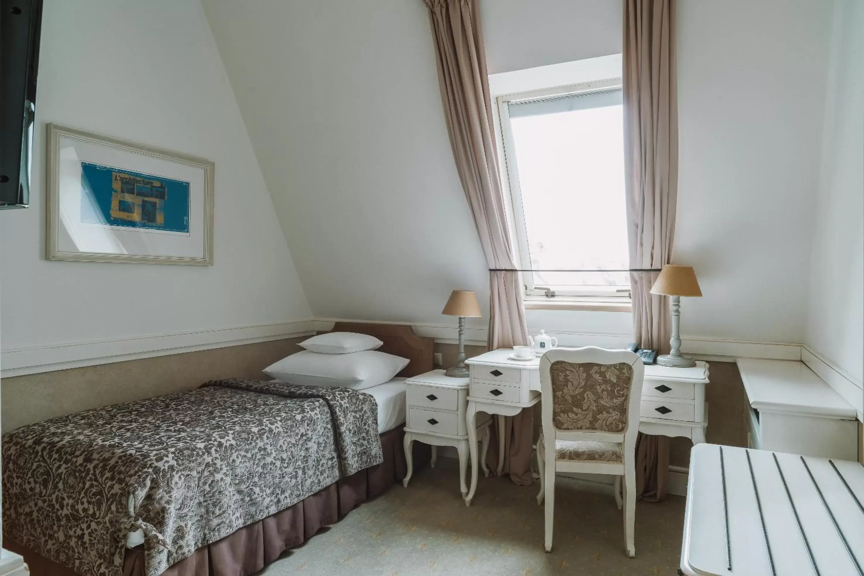 Bed in Art Hotel Bed in Art Hotel