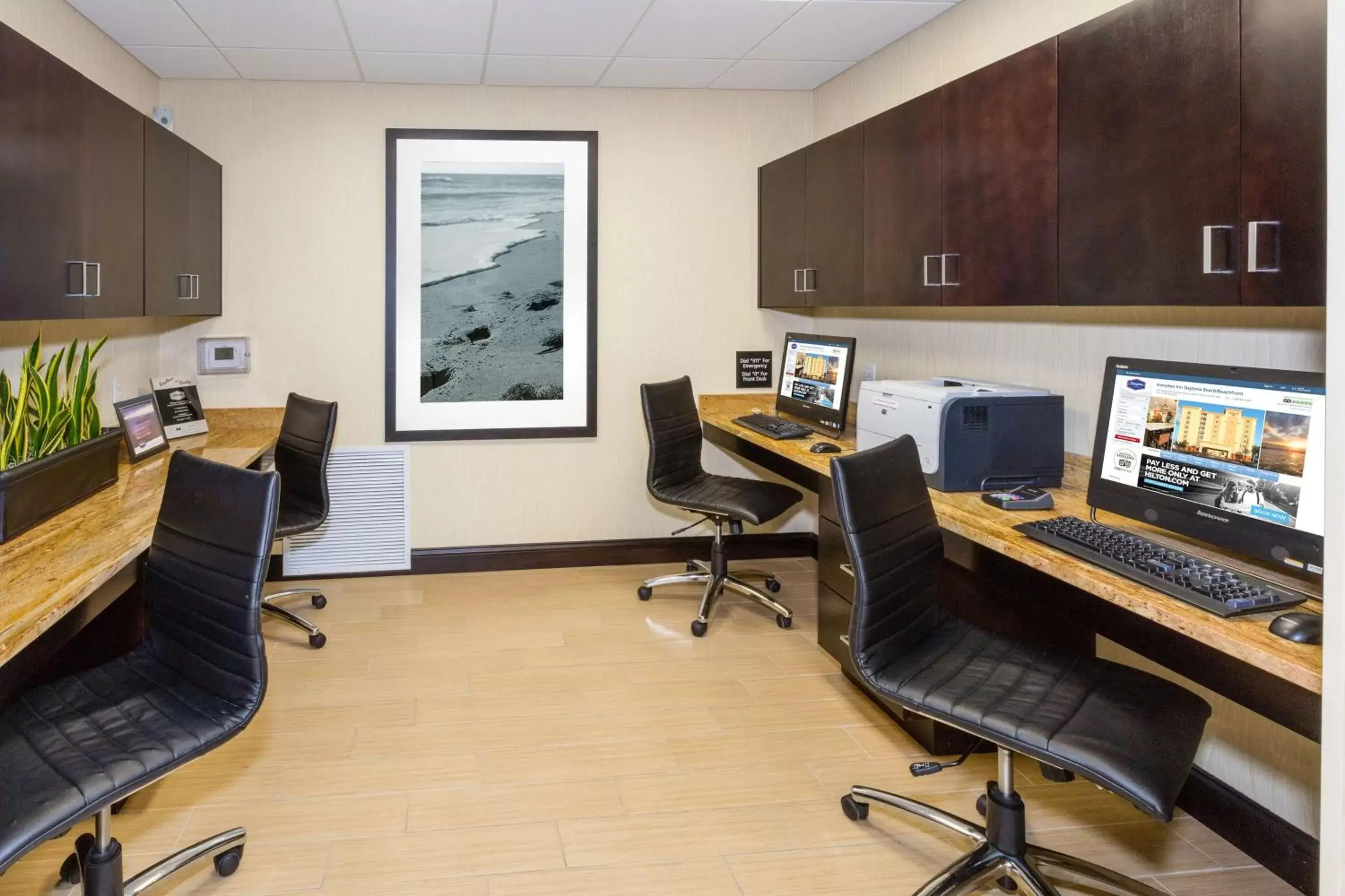 Business facilities, Business Area/Conference Room in Hampton Inn Daytona Beach/Beachfront