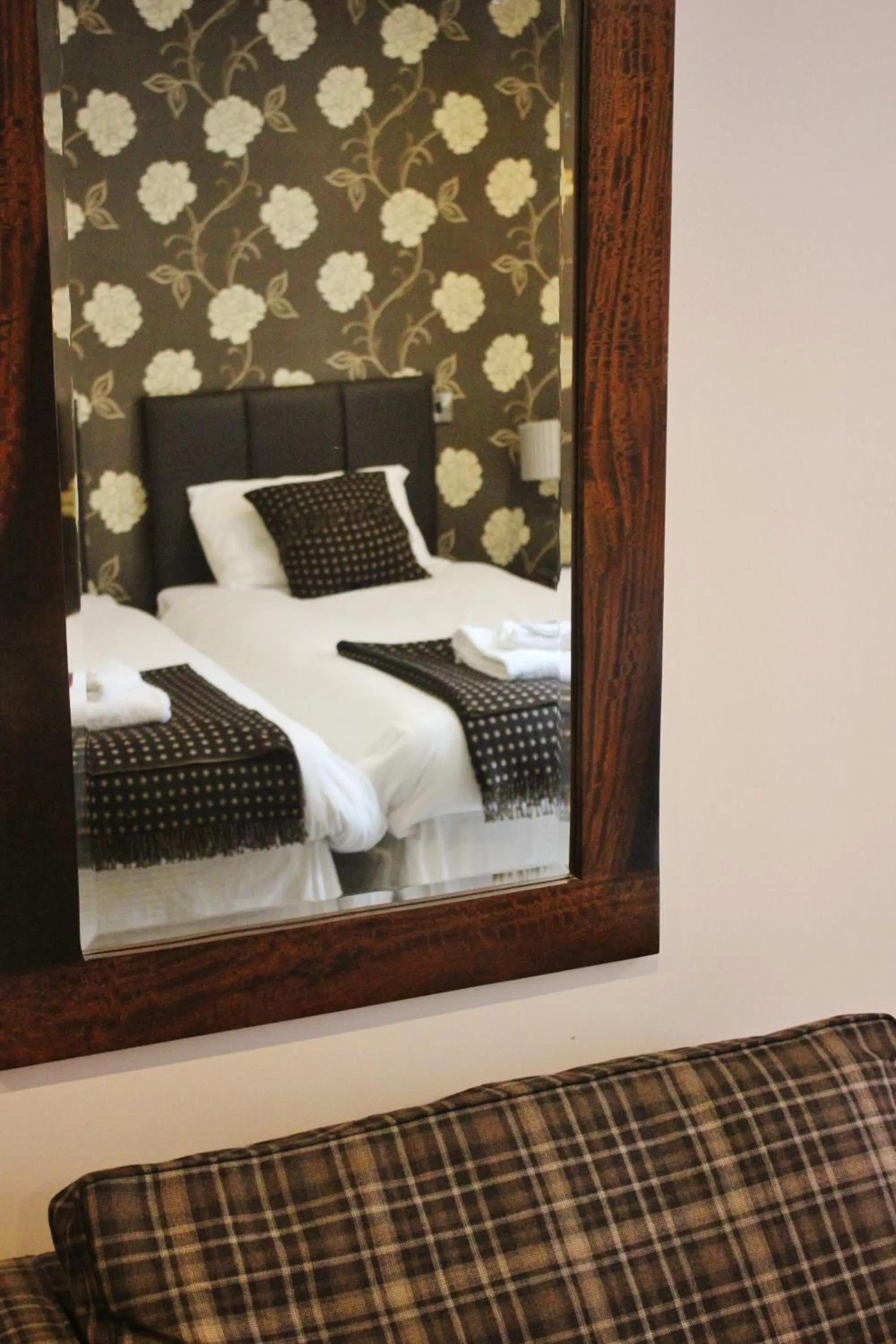 Bed in The Townhouse Hotel