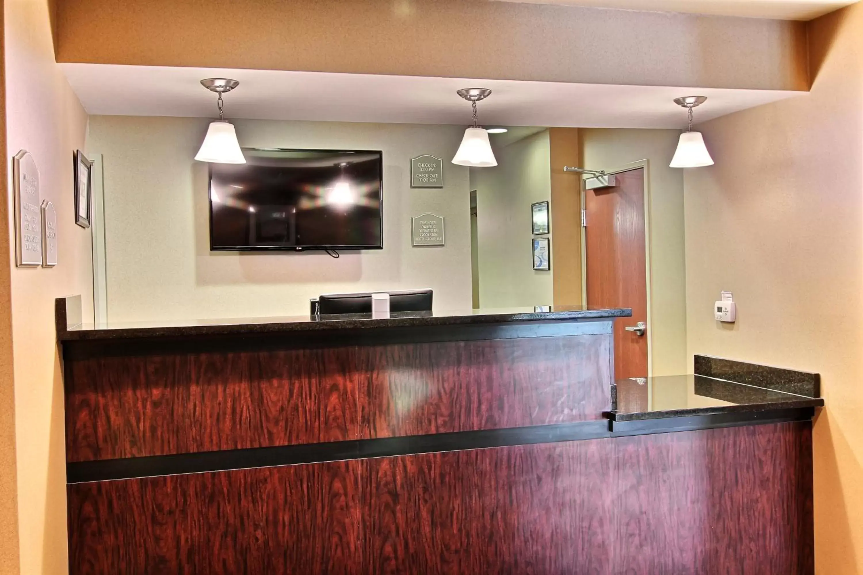 Lobby or reception, Lobby/Reception in Cobblestone Hotel and Suites - Crookston