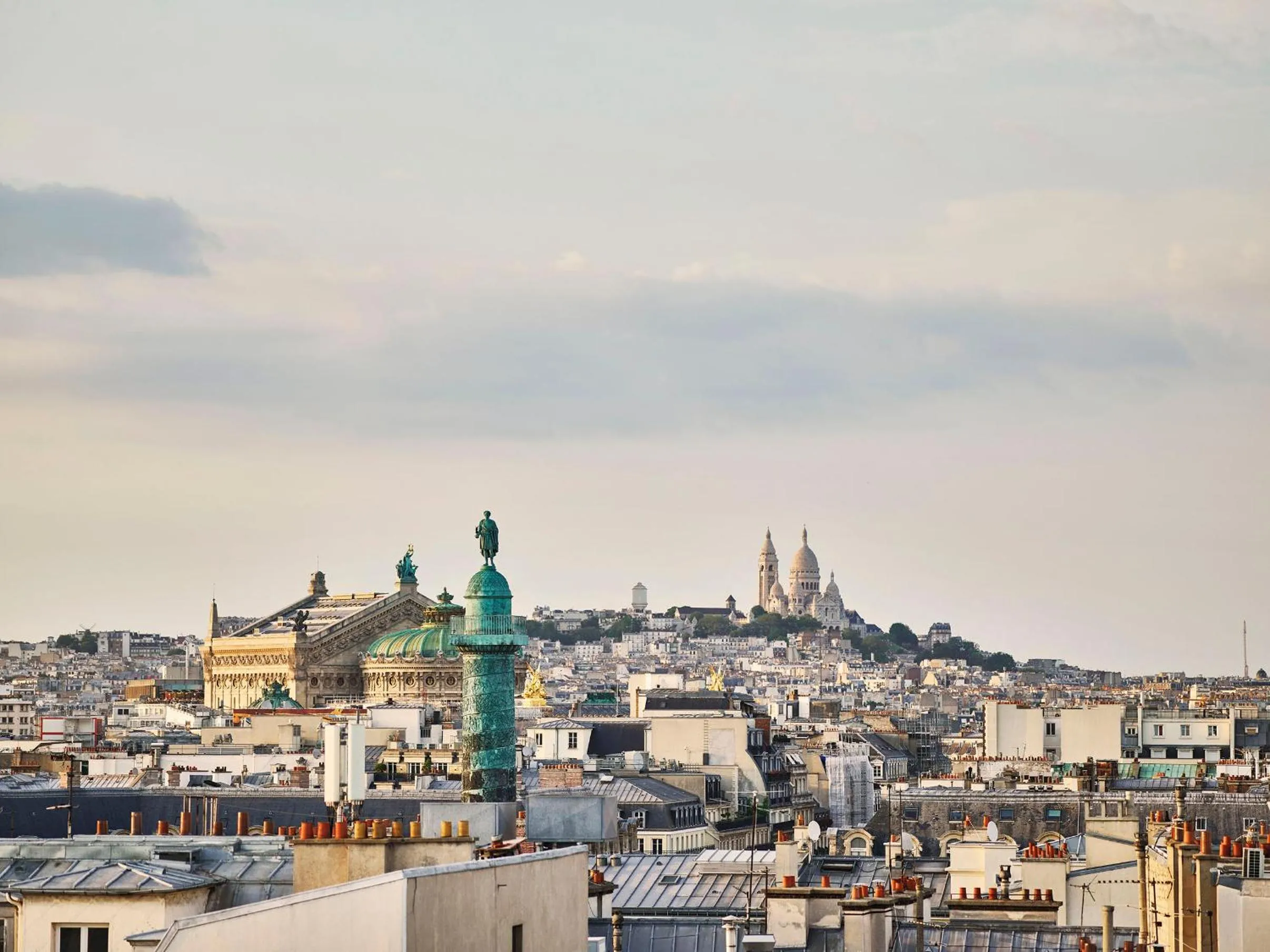 Landmark view in Le Meurice – Dorchester Collection