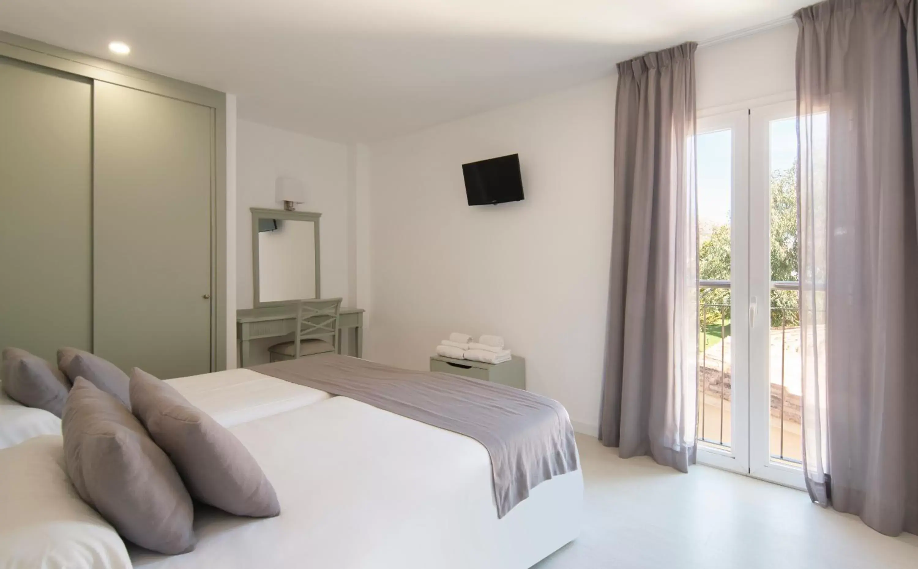Bedroom, Bed in Aparthotel Duva & Spa