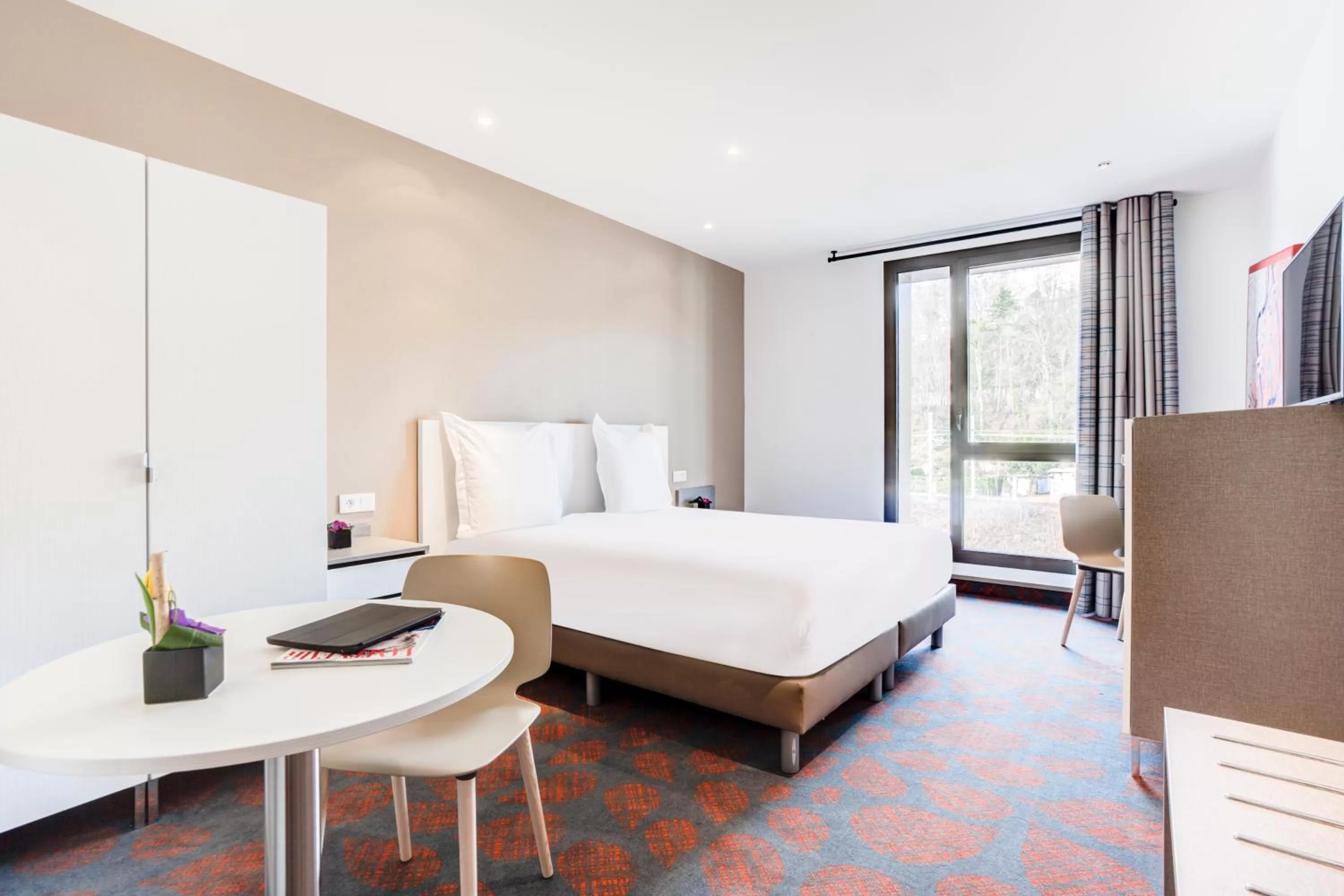 Comfort Double or Twin Room in Spark by Hilton Lyon Park Saone