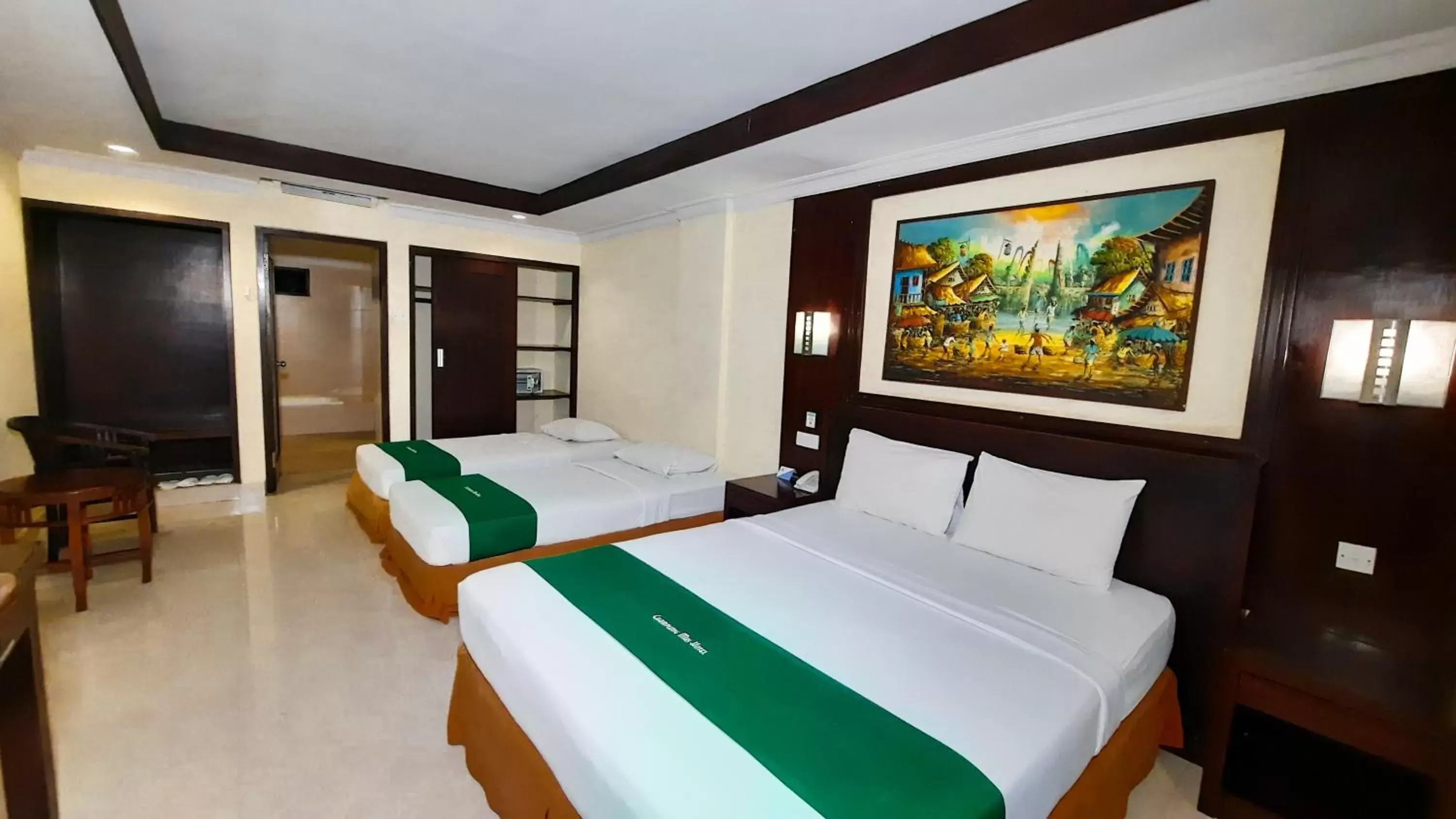 Bedroom, Bed in Champlung Mas Hotel Legian, Kuta