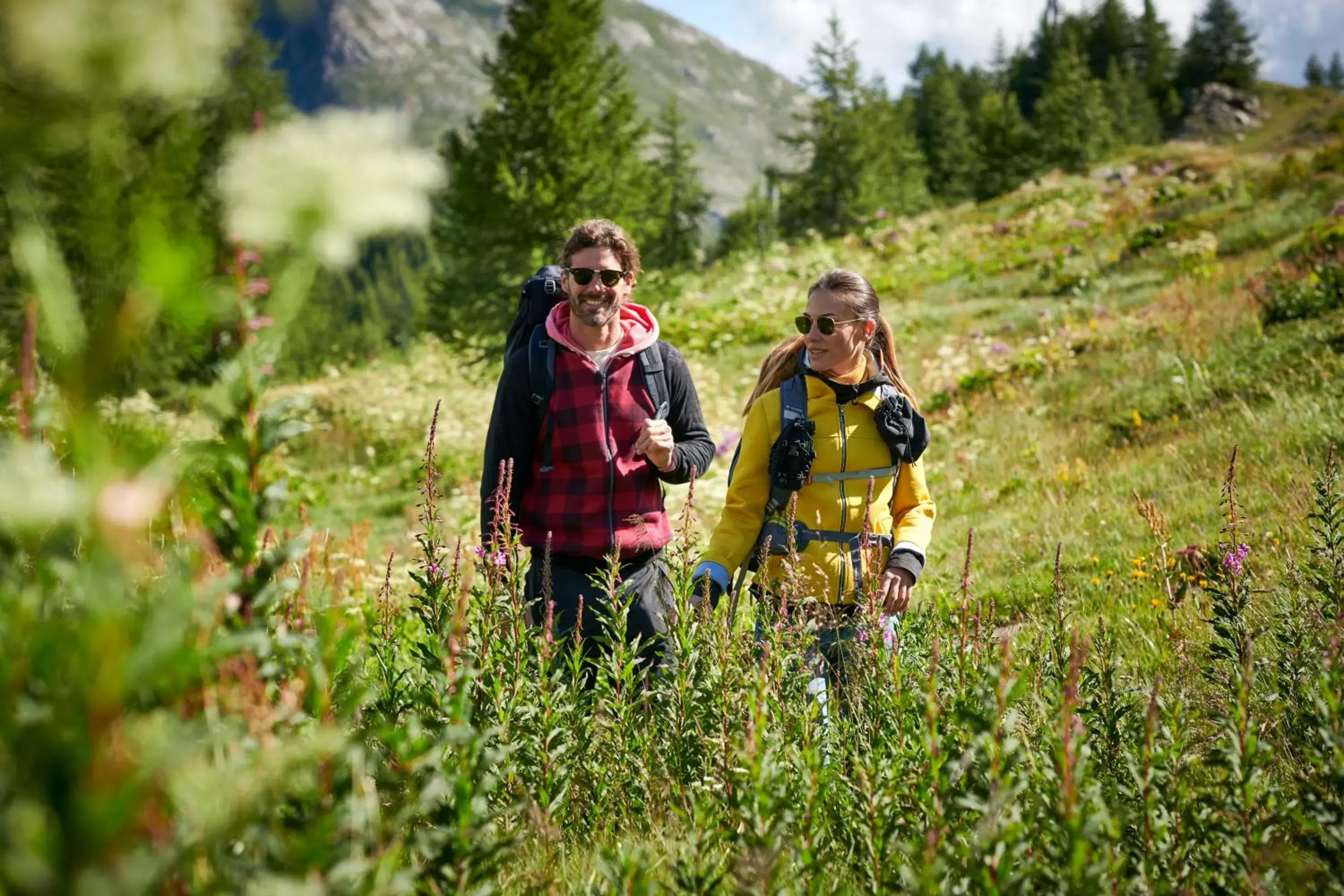 Hiking, Family in Le Massif Hotel & Lodge Courmayeur The Leading Hotels of the World