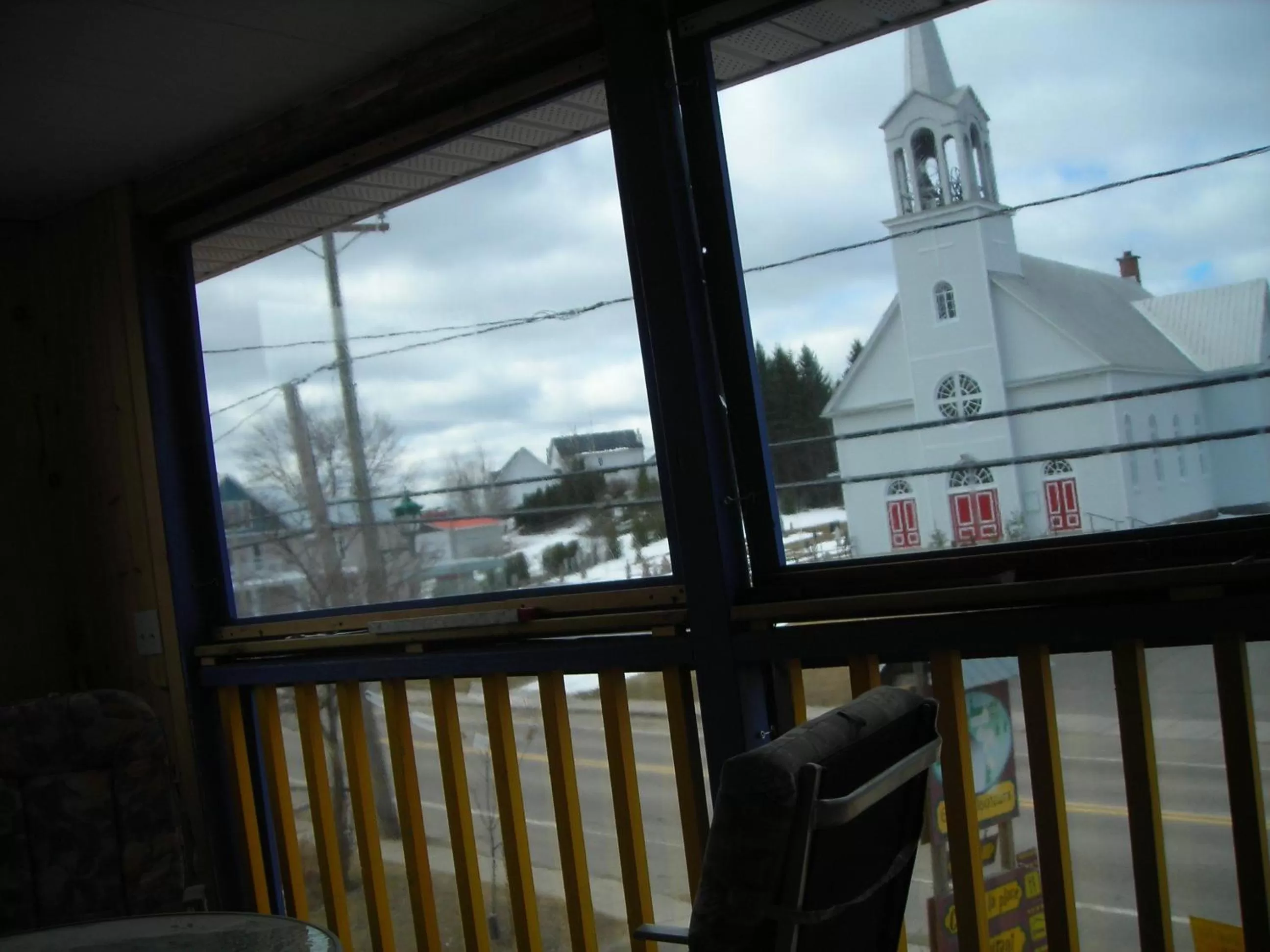 Gîte des Hauteurs et Café de la place