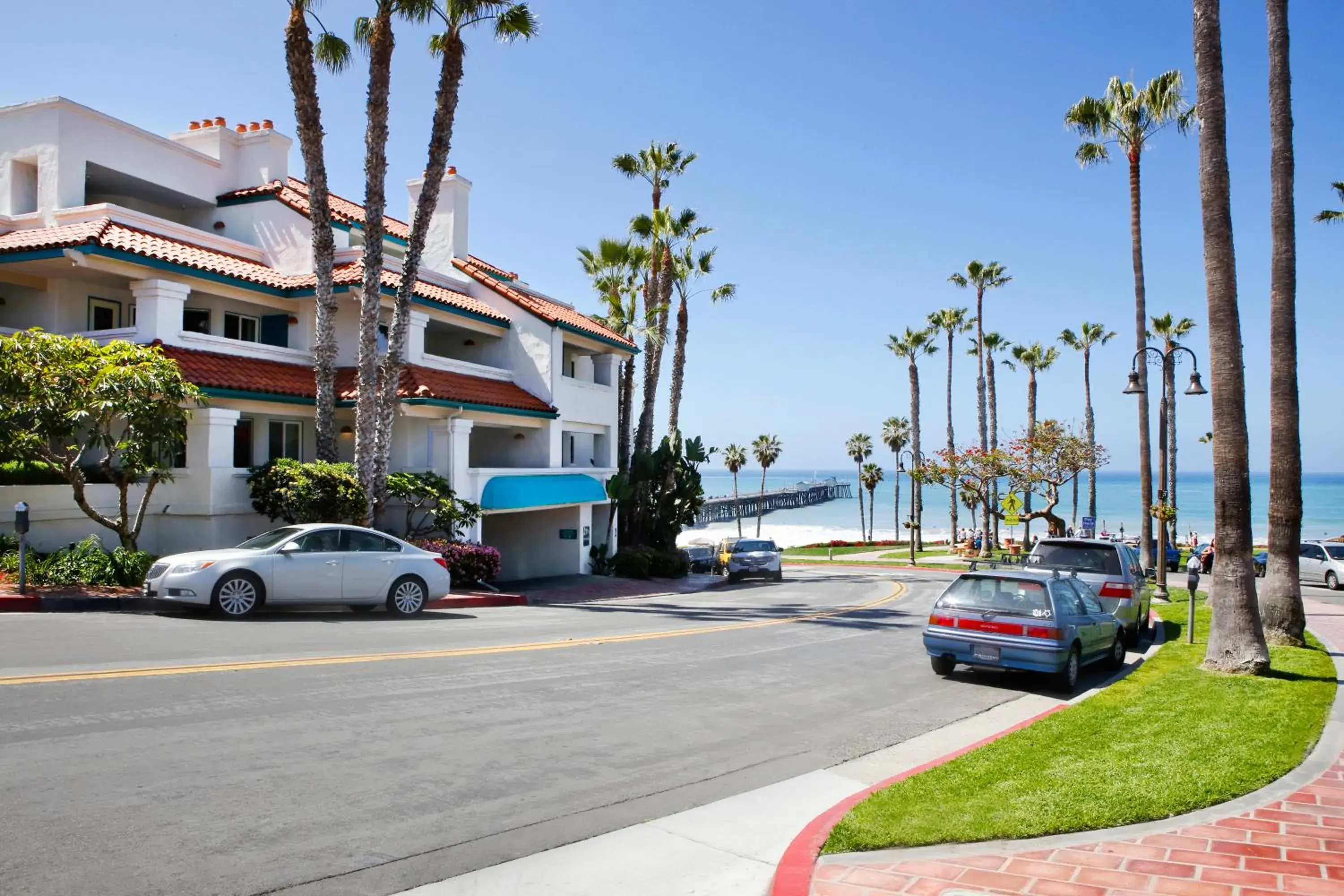 Property building in San Clemente Cove Resort