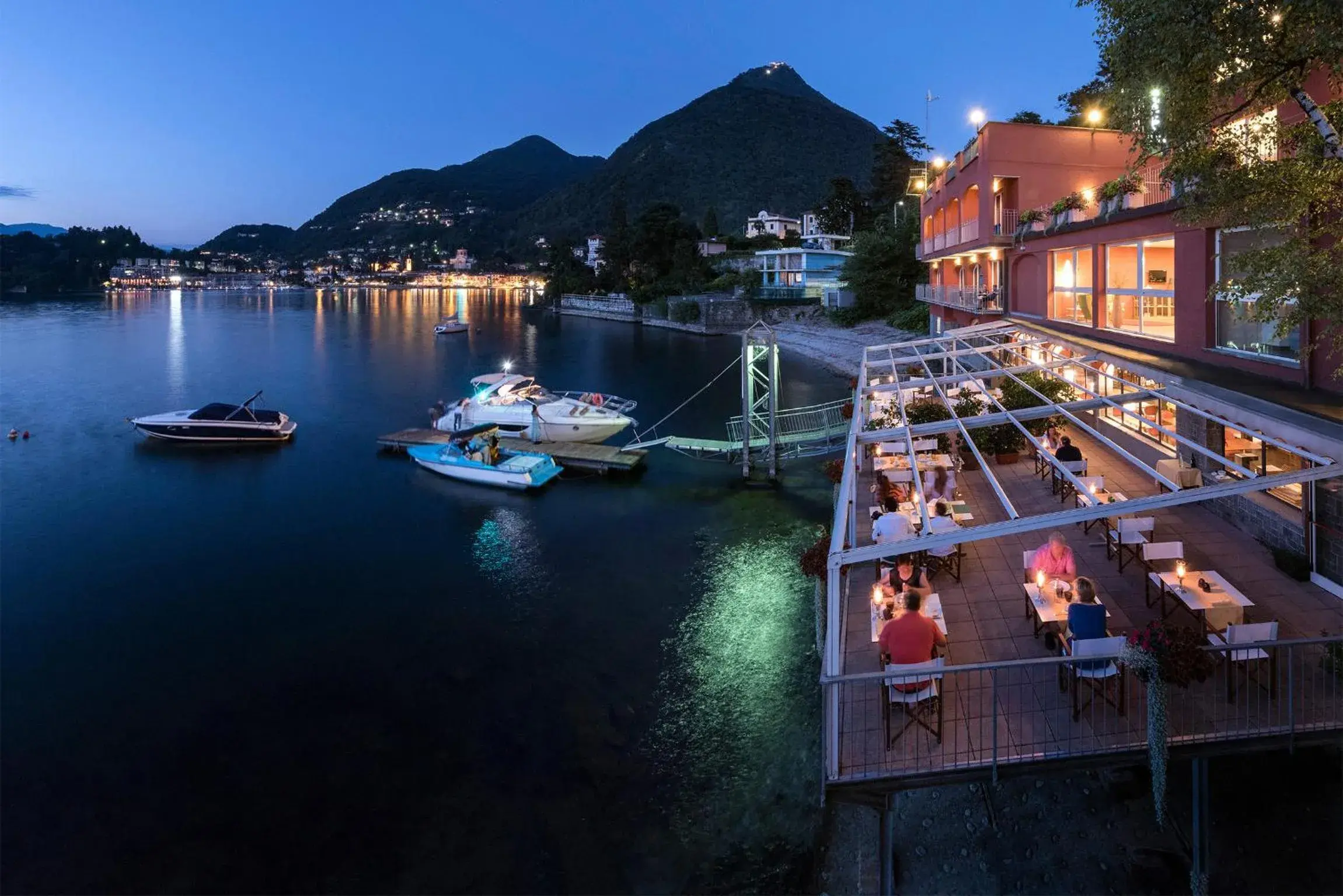 Restaurant/places to eat in Il Porticciolo