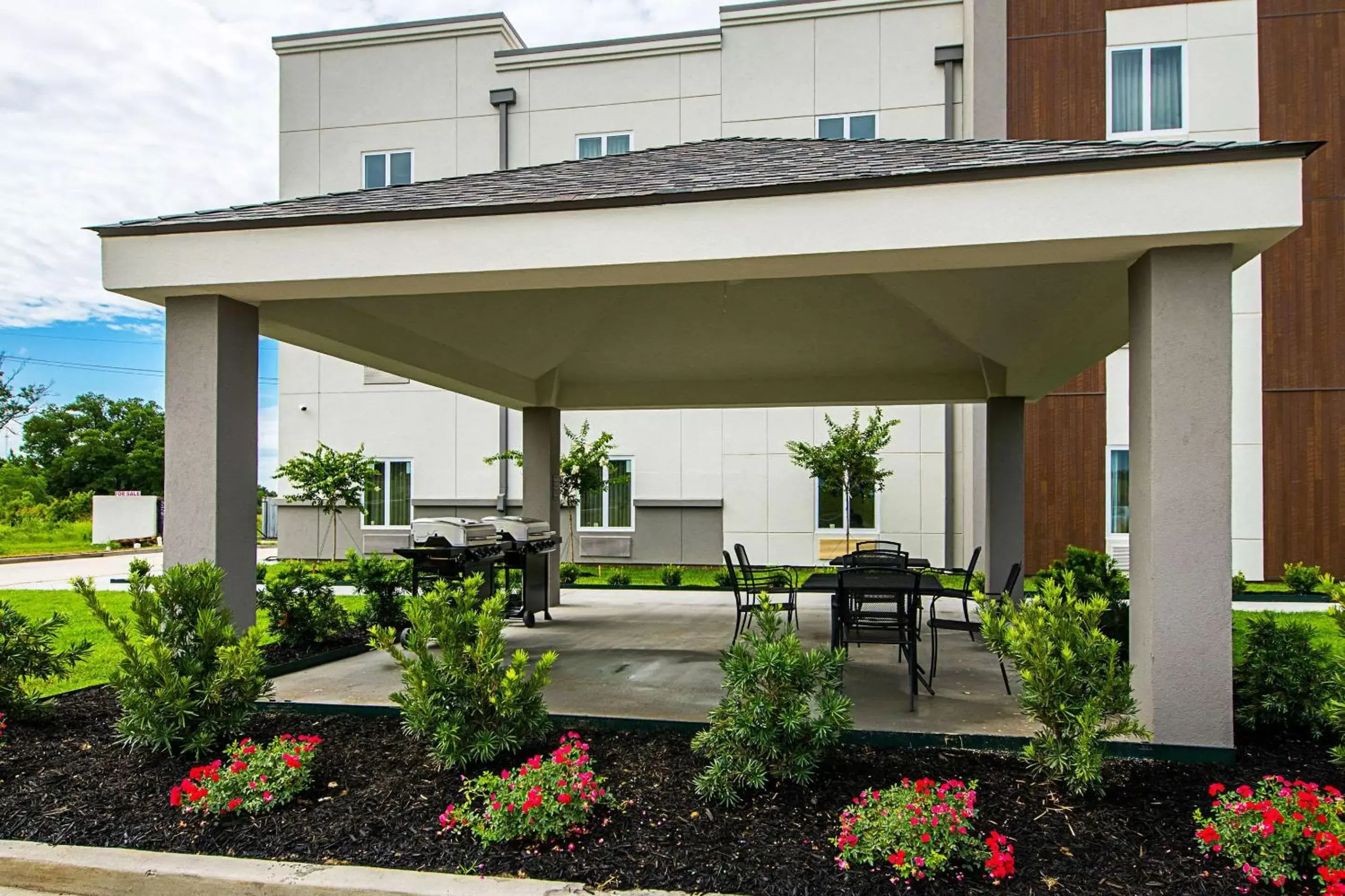 Property building in MainStay Suites Geismar - Gonzales Property building in MainStay Suites Geismar - Gonzales