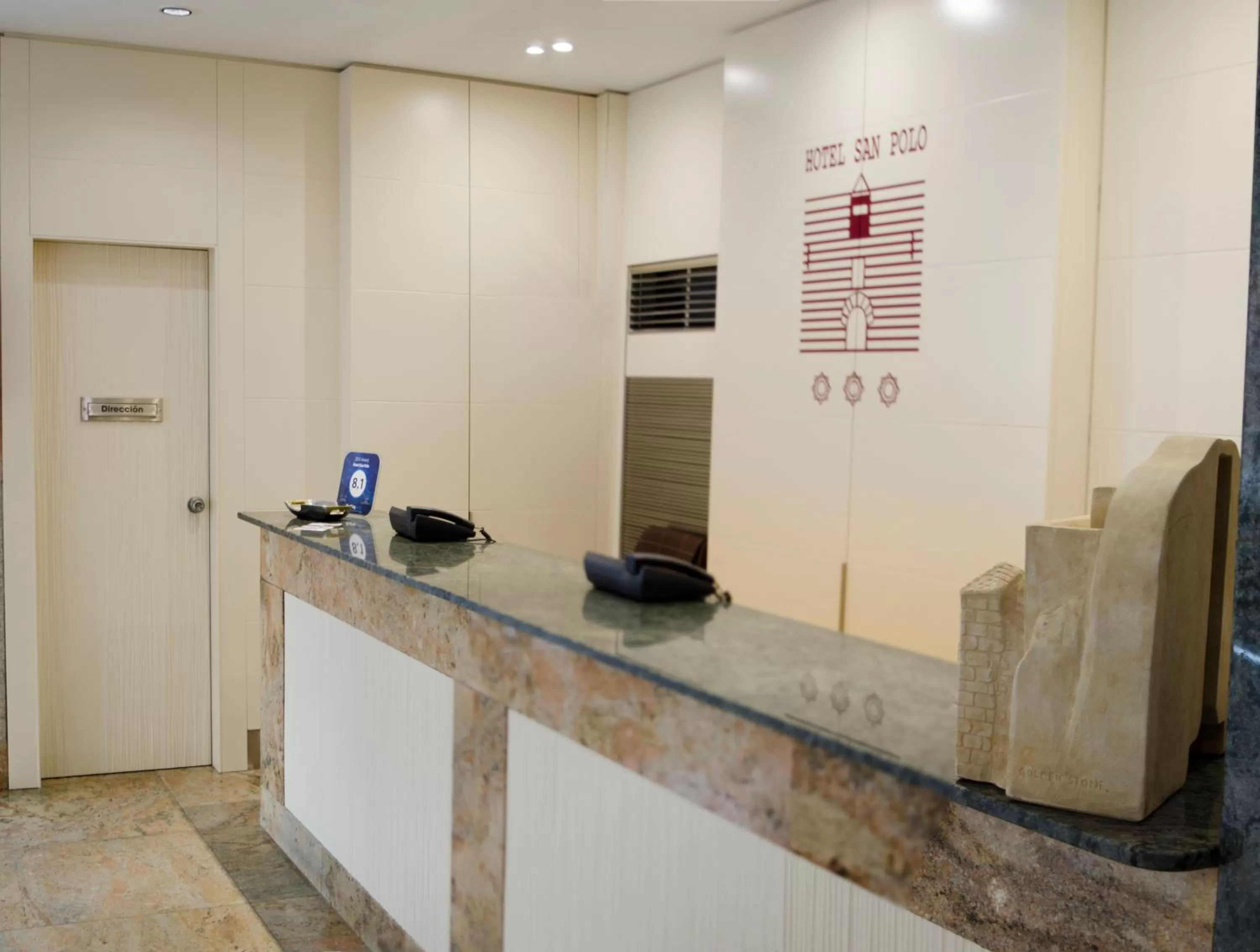 Facade/entrance in Hotel San Polo