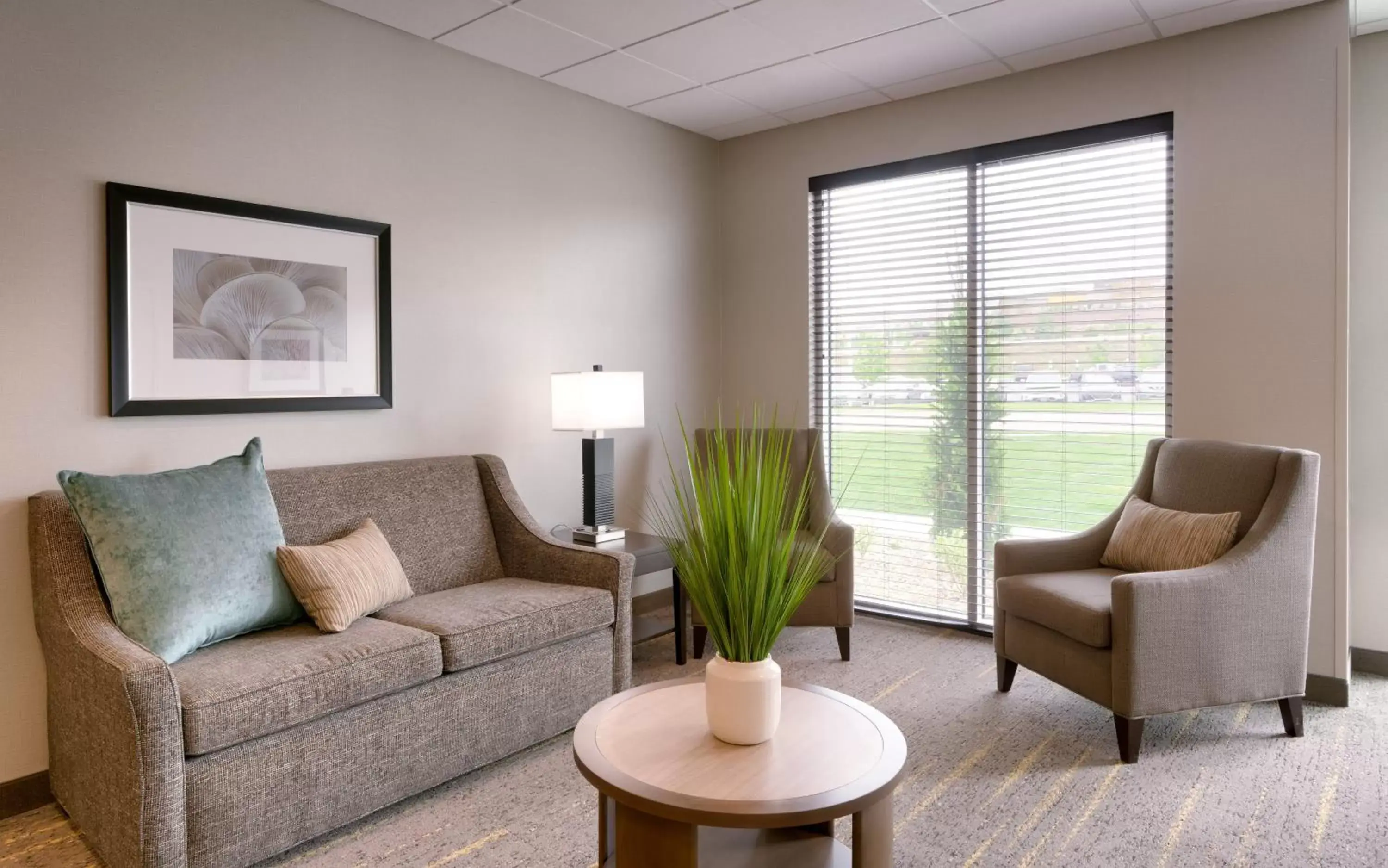 Meeting/conference room, Seating Area in Staybridge Suites - Lehi - Traverse Ridge Center, an IHG Hotel