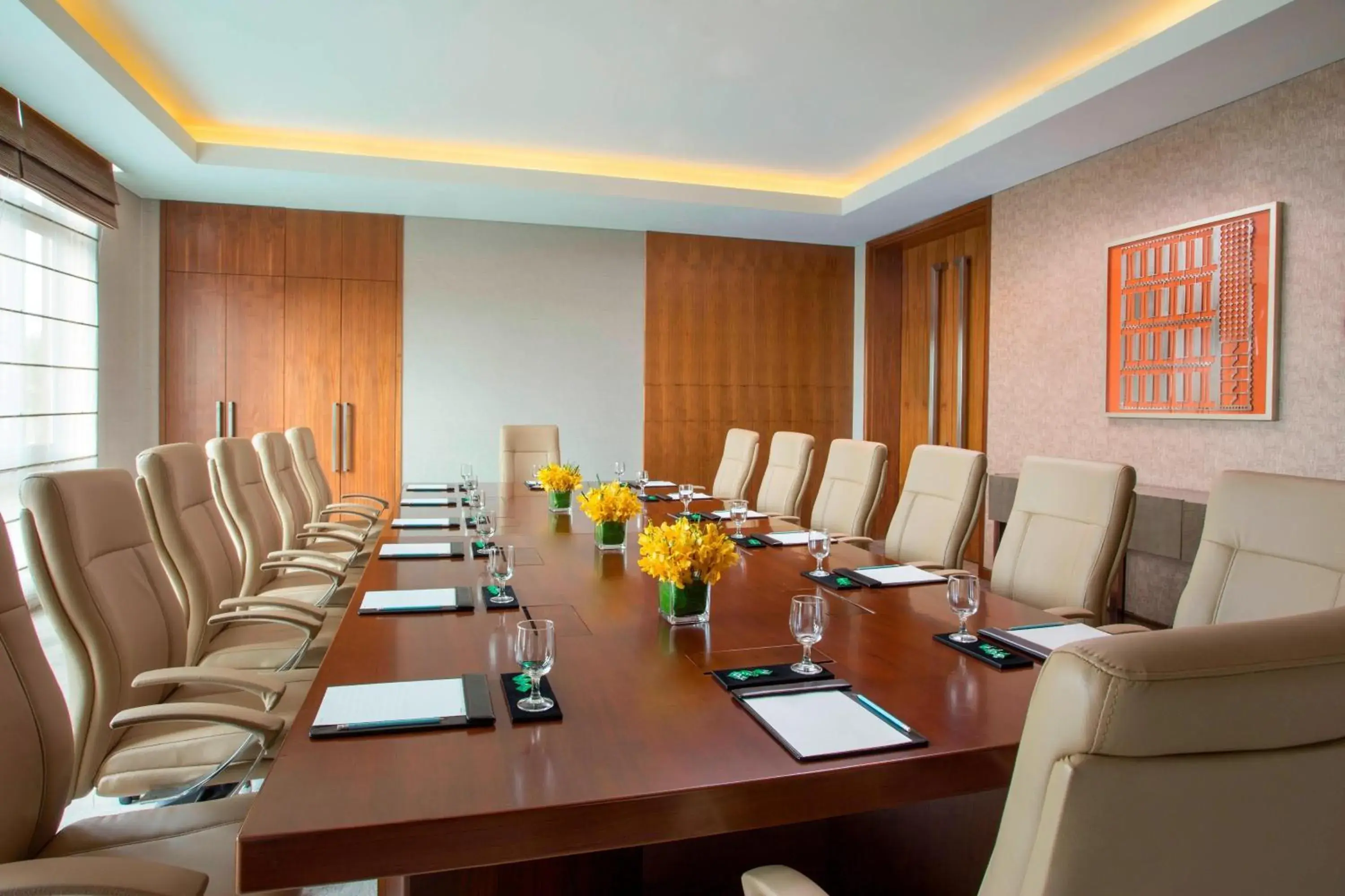 Meeting/conference room in Sheraton Bailuhu Resort, Huizhou