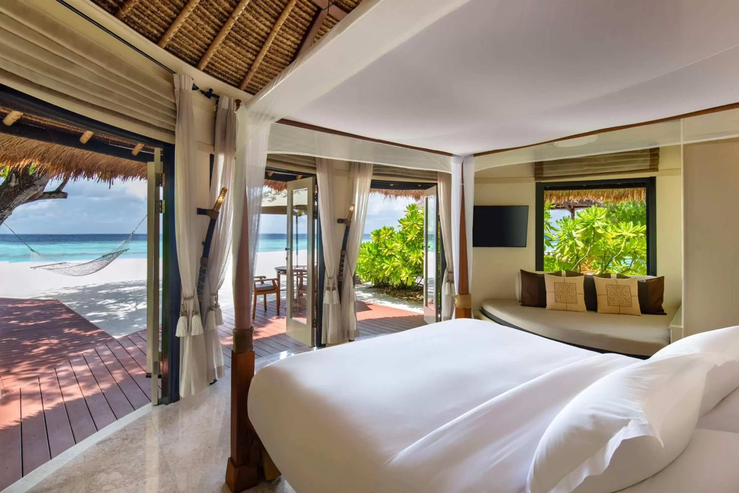 Bedroom in Banyan Tree Vabbinfaru