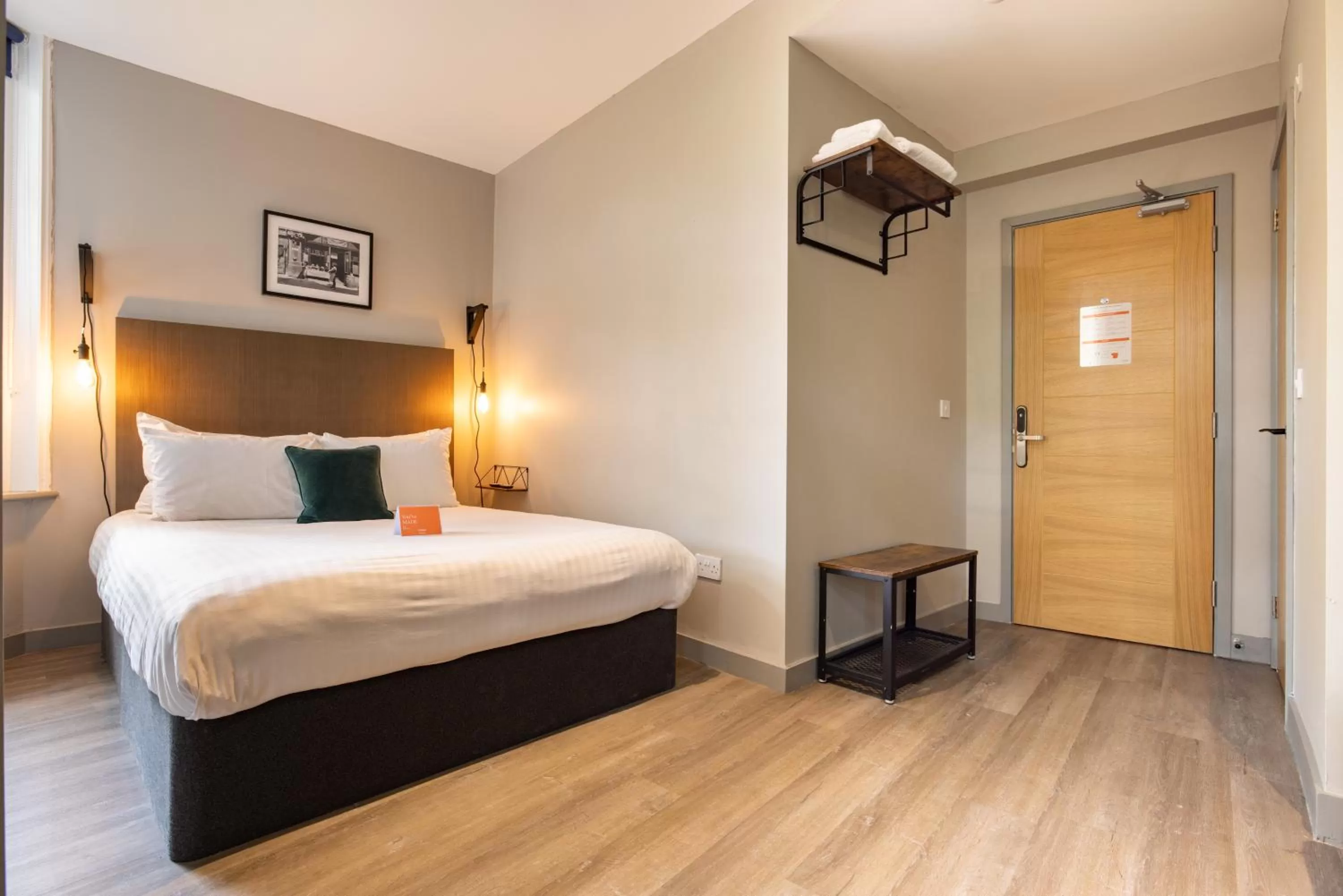 Bedroom in TowerBridge64