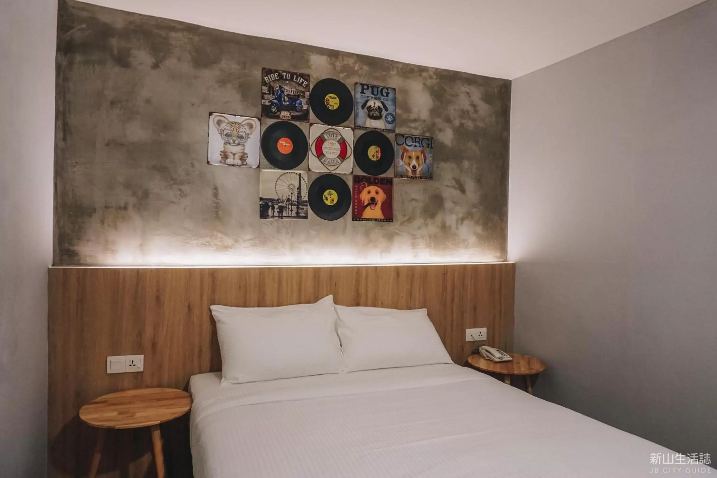 Bed in HOTEL CIQ, JALAN TRUS Bed in HOTEL CIQ, JALAN TRUS