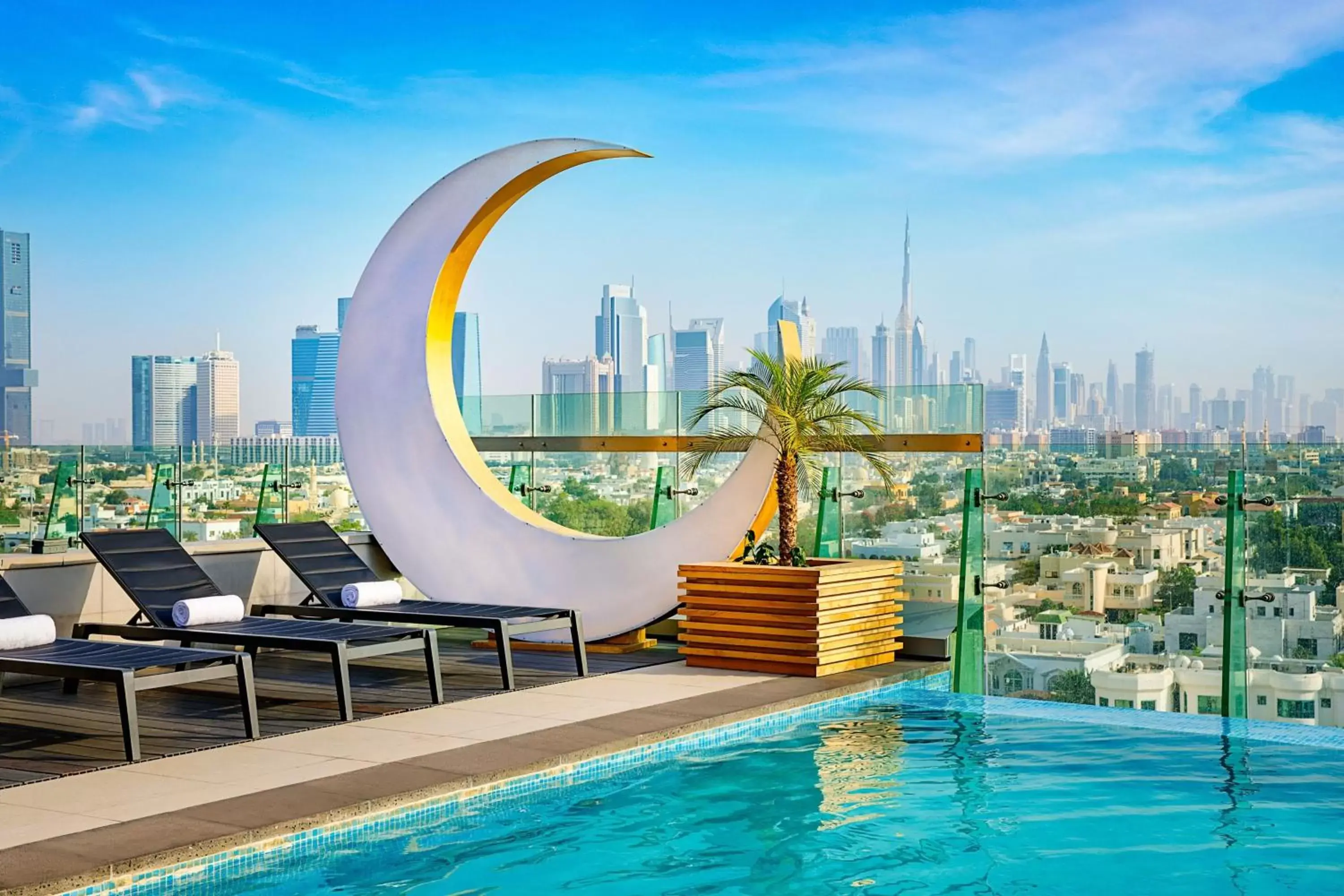 Area and facilities, Swimming Pool in Element Al Mina, Dubai