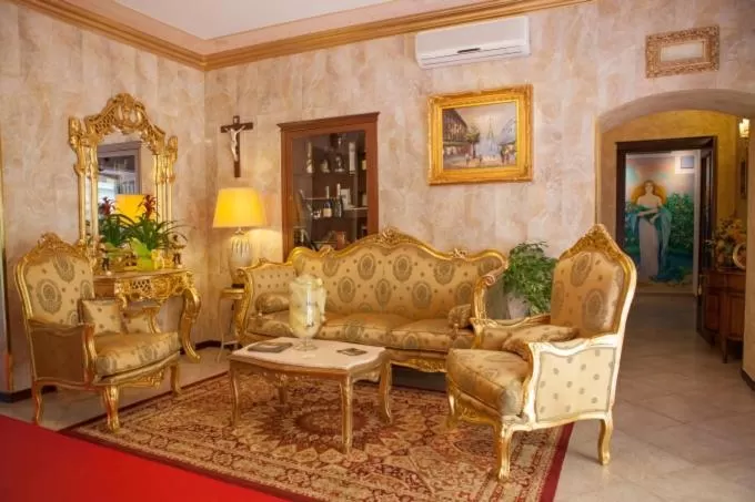 Lobby or reception in Hotel Don Carlo