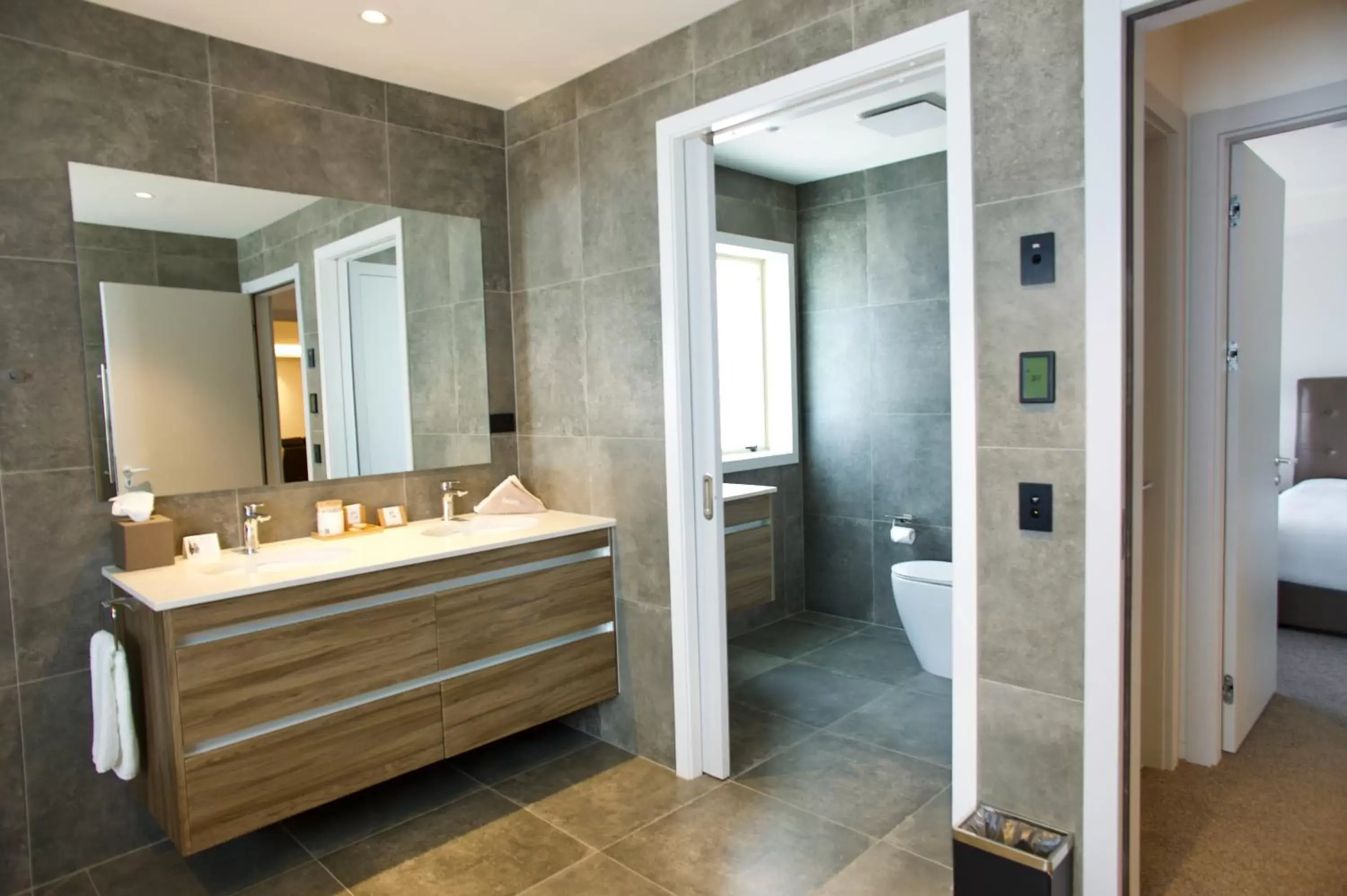 Bathroom, Bed in Regal Palms Resort Bathroom, Bed in Regal Palms Resort