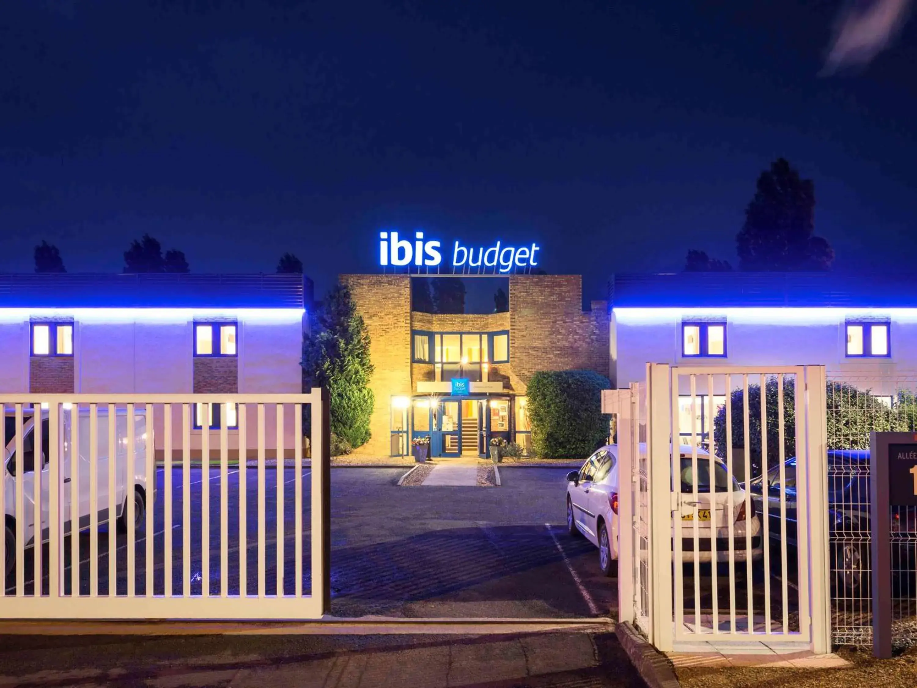 Property building in ibis budget Châtellerault Nord