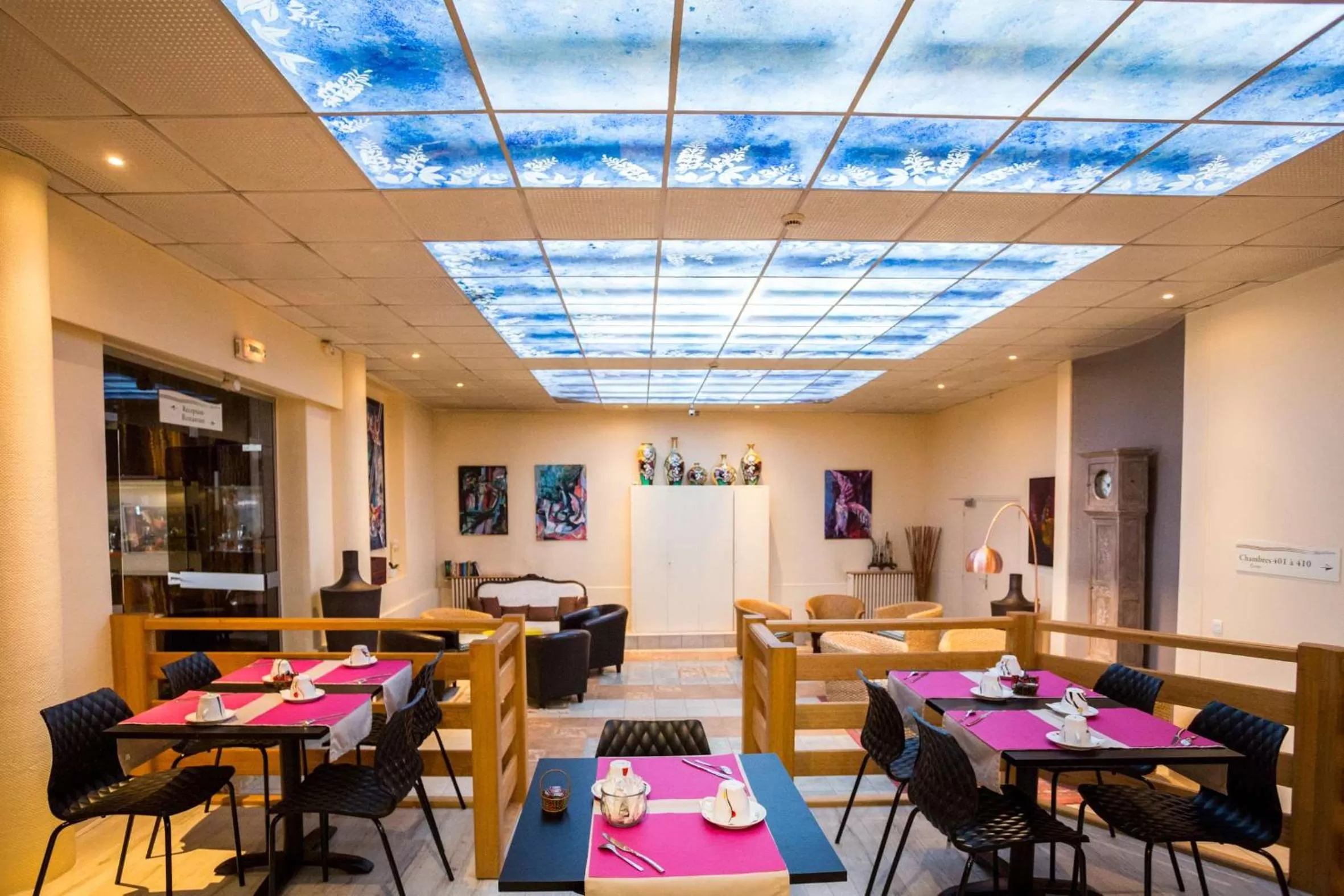 Restaurant/places to eat in Best Western Hôtel Des Voyageurs