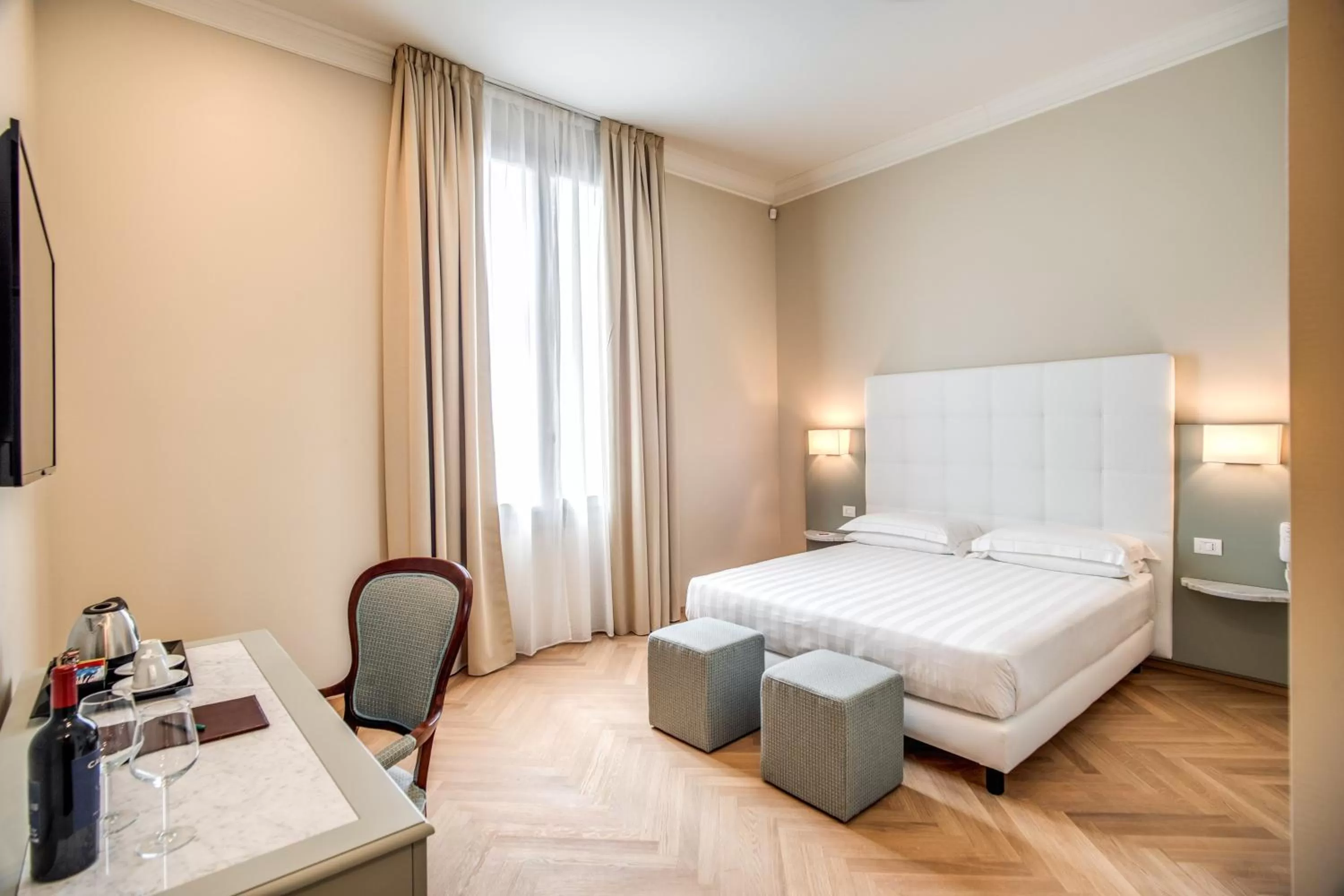 Photo of the whole room, Bed in Hotel Ariele