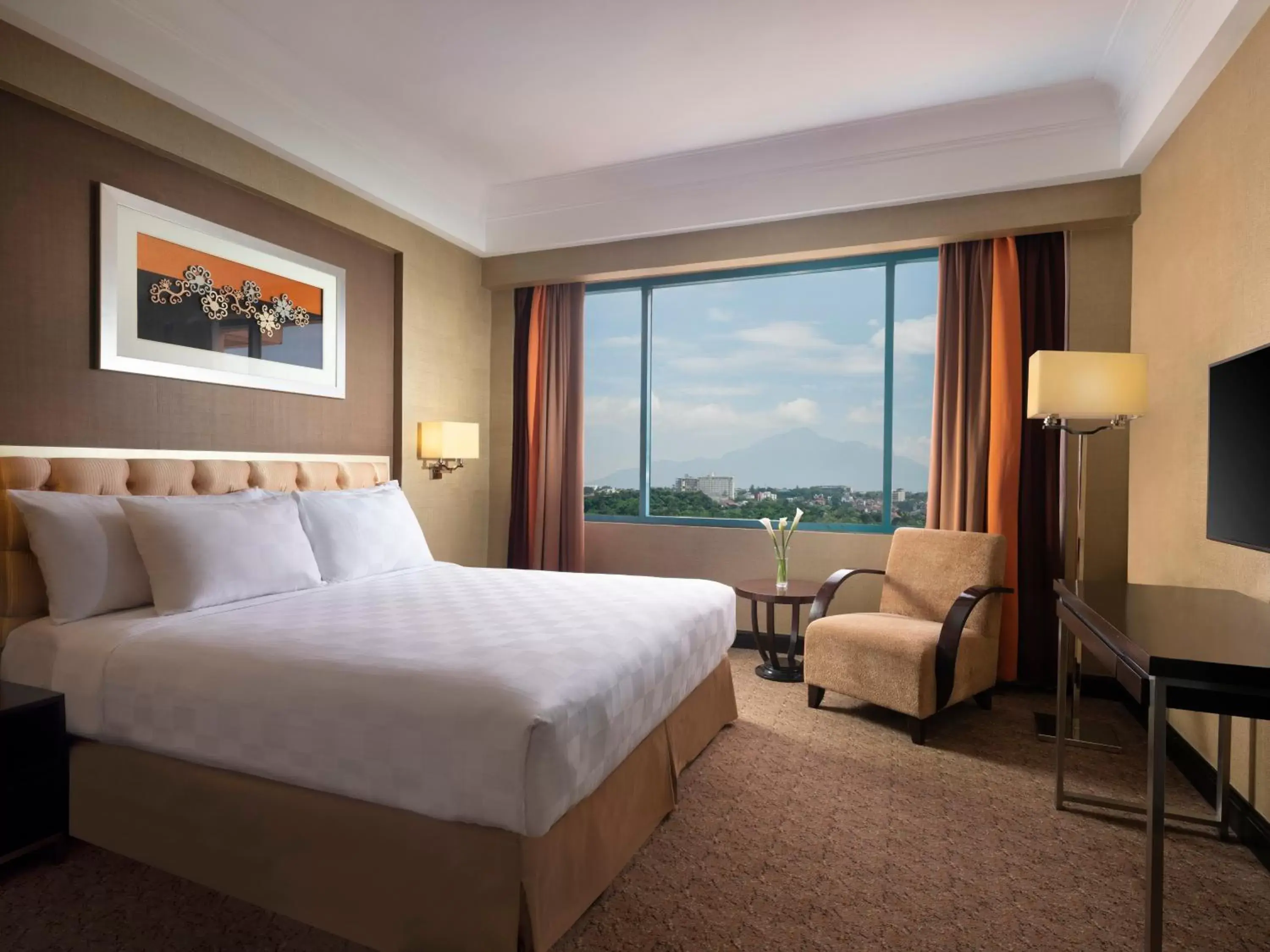 Bed in Hotel Ciputra Semarang managed by Swiss-Belhotel International